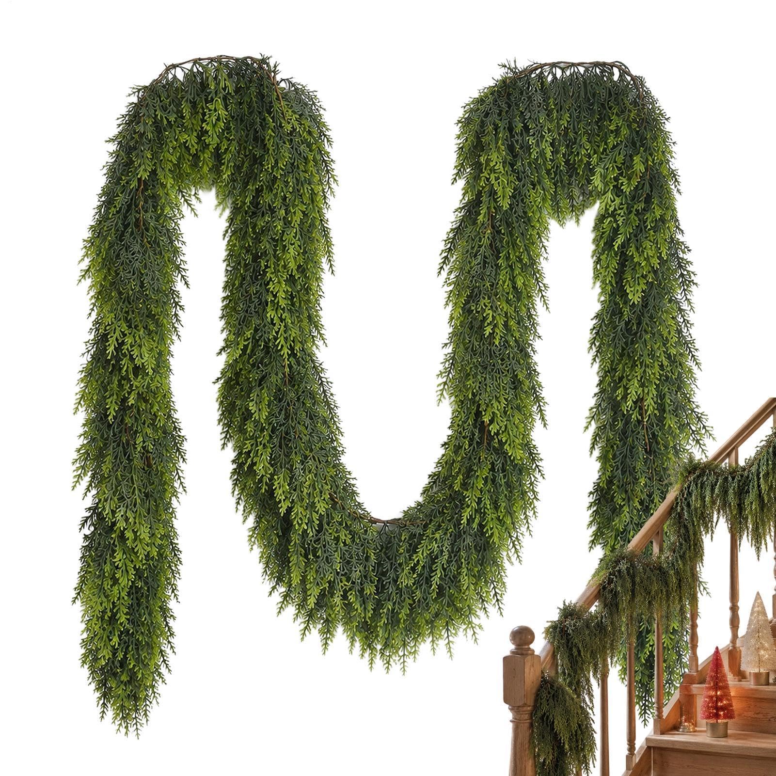 Ghirlanda di cedro di Natale, decorazione artificiale per esterni