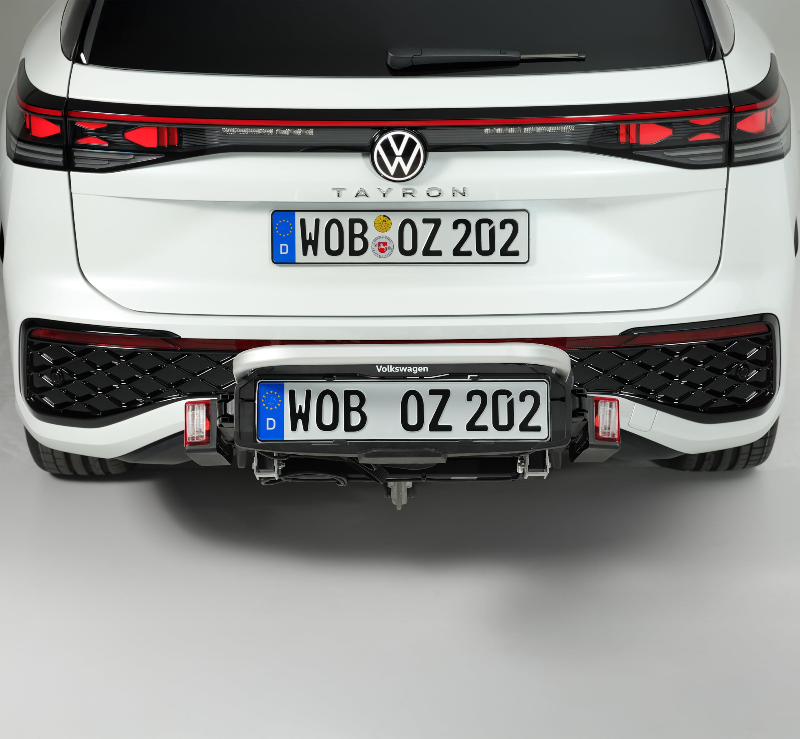 Volkswagen 000071105T Premium Fahrradträger für Anhängerkupplung, 2 Fahrräder, 60 kg Traglast, Klappbar, 13-polig, mit Diebstahlsicherung, Silber/Schwarz