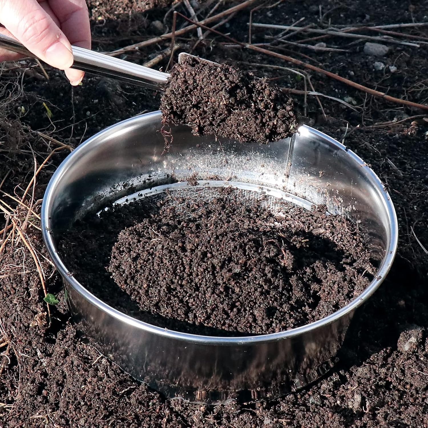 Wazakura Stainless Steel Soil Potting Set with 3PCS Soil Sieve Set and Soil Scoop, 3 Interchangeable Sieve Mesh Filter Sizes, Bonsai Gardening Tool Kit - Sieve + Scoop