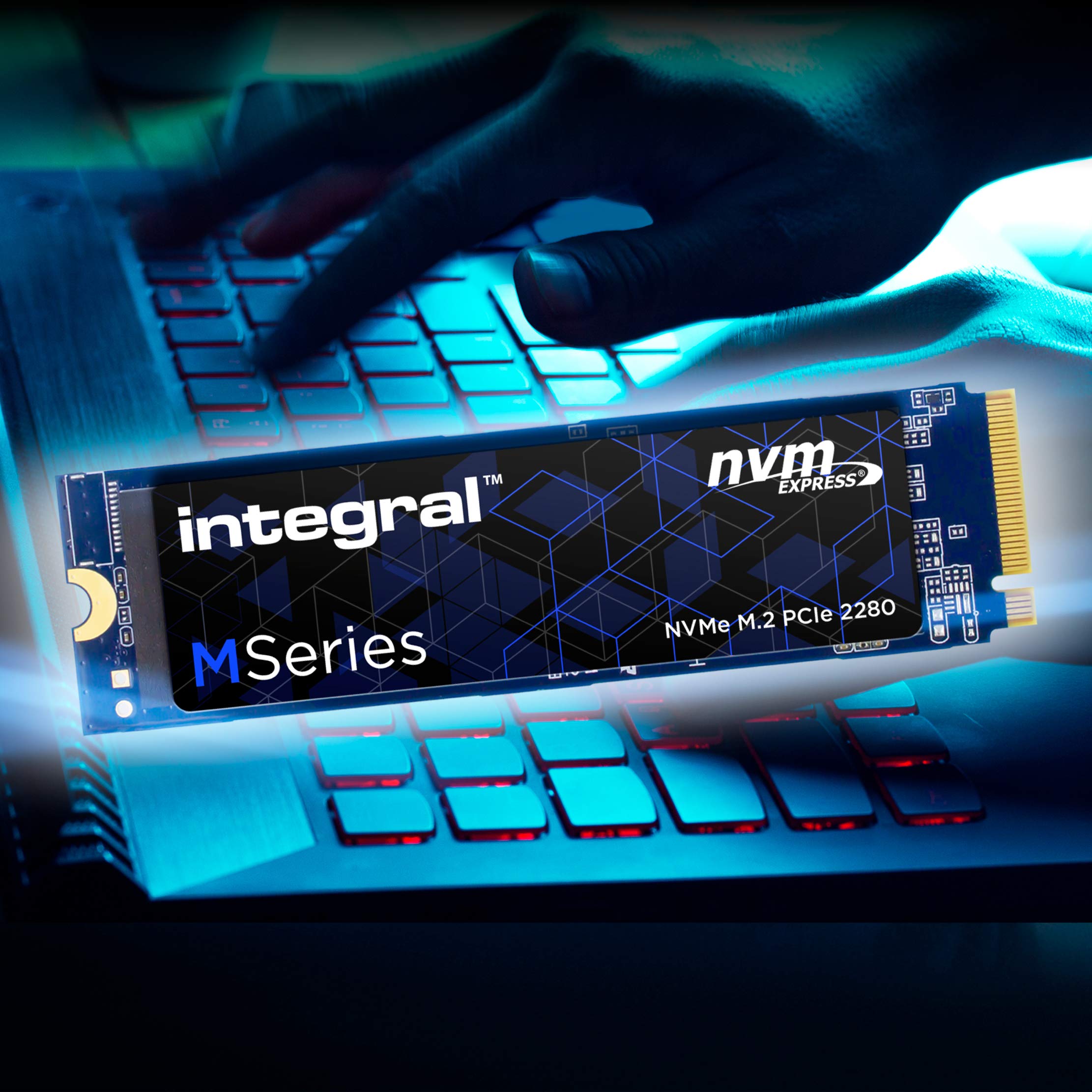 Integral Memory SSD 256 Go M Series M.2 2280 PCIe Gen 3 x 4 NVMe - très haute vitesse Jusqu'à 2000 MB/S en lecture et 1600 MB/S en Ecriture