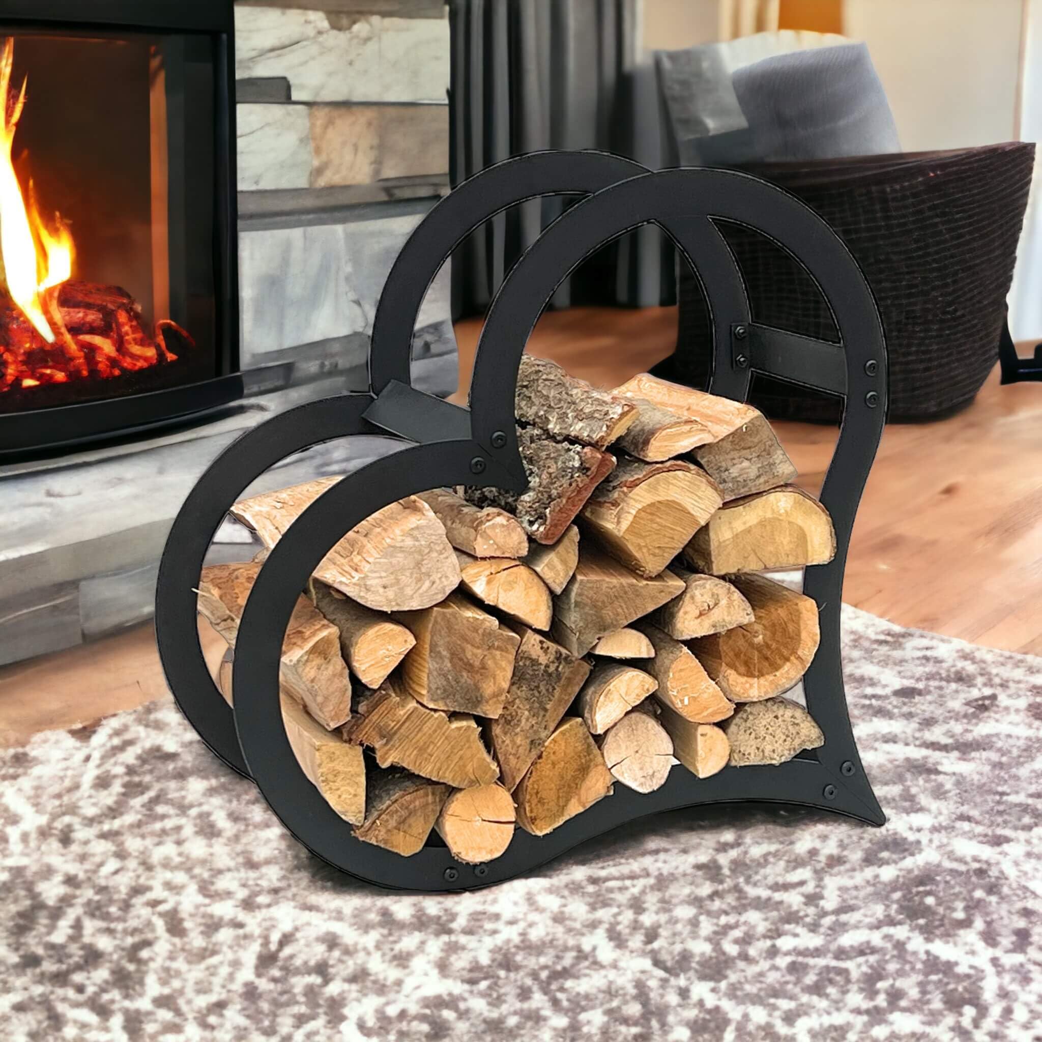 DanDiBo Kaminholzregal Innen Metall Schwarz Stehend Herz 52 cm Kaminholzständer 96469 Kaminholzhalter Brennholzregal Feuerholzregal