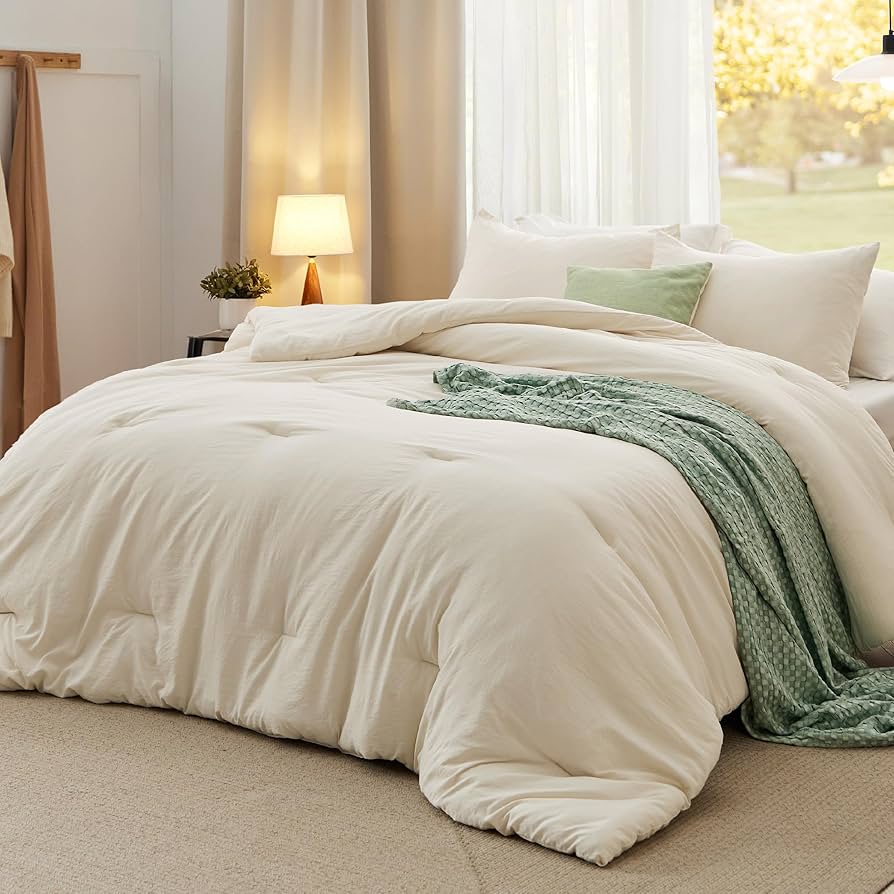 Amazon.com: Bedsure Queen Size Comforter Set, Cream Soft