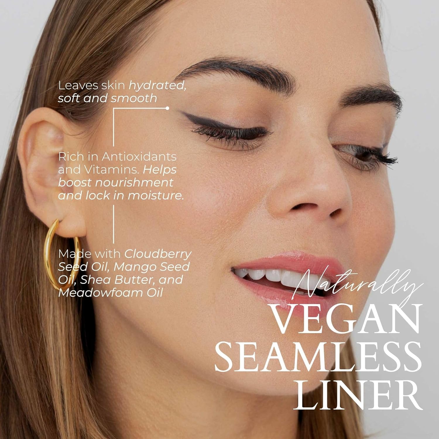 FITGLOW Beauty Vegan Eyeliner Pencil | Long-Lasting Eye Liner with Blending Brush | Smudge-Proof Eyeliner | Sensitive Eye Makeup | Natural, Clean & Cruelty-Free Eye Pencil | Black, 1.1g