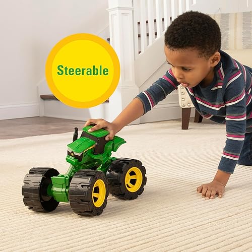 Miniatura 2 de TOMY Monster Treads - Tractor John Deere todo terreno, juguete de camión monstruo inclinable con neumáticos resistentes, juguetes de tractor John