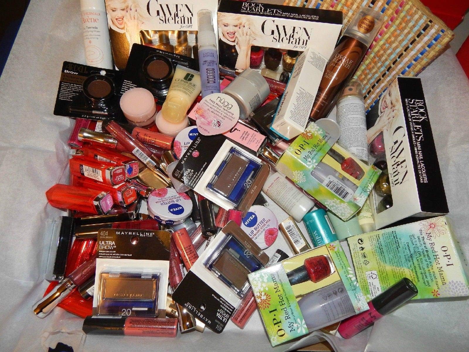 10 Piece Makeup Lot (Nyx & Milani)