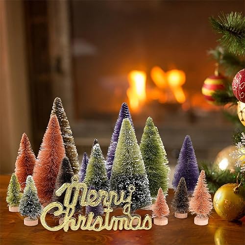 Miniatura 3 de Flueyer Juego de 42 mini árboles de Navidad artificiales, pino en miniatura de escritorio con base de madera, botella de sisal, árboles de cepillo