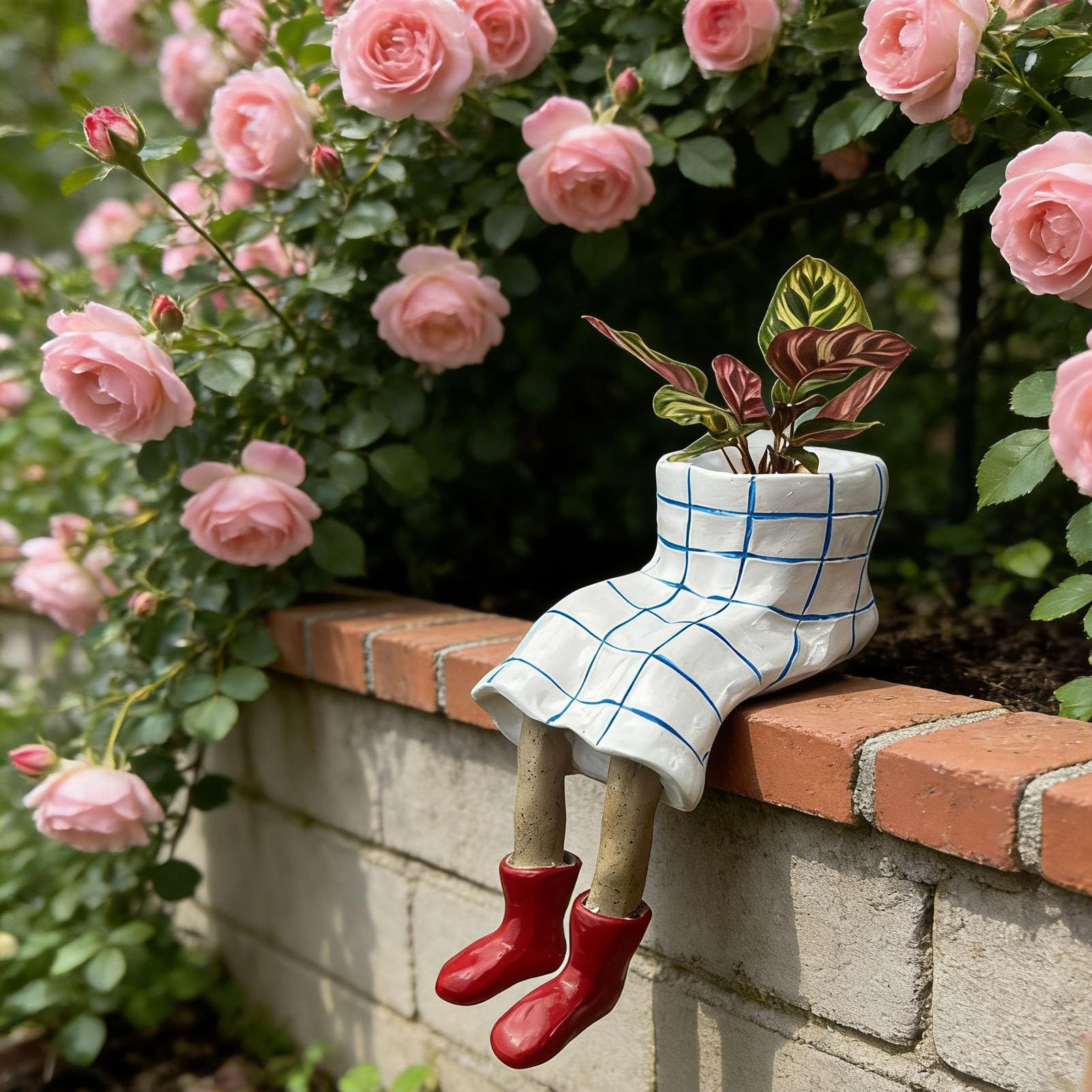 Jiawu Blumentopf aus Kunstharz, Lustiges Kariertes Rock-Design mit Roten Stiefeln, Mini-Sukkulente, Einzigartiger Blumentopf mit Wasserdichtem, Auslaufsicherem, Pflegeleichtem, Kreativem Geschenk für