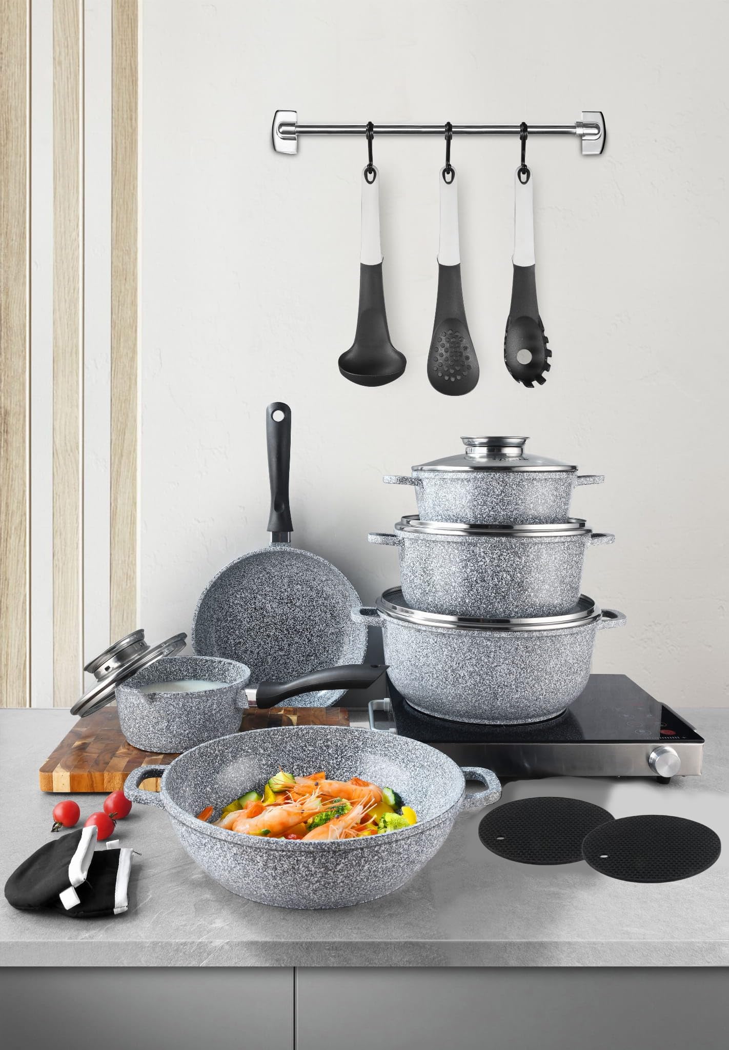 Zestaw Garnków - Powłoka Ceramiczno-marmurkowa - Szklane Pokrywki - Wszystkie Rodzaje Kuchenek - 17 Elementów Szary