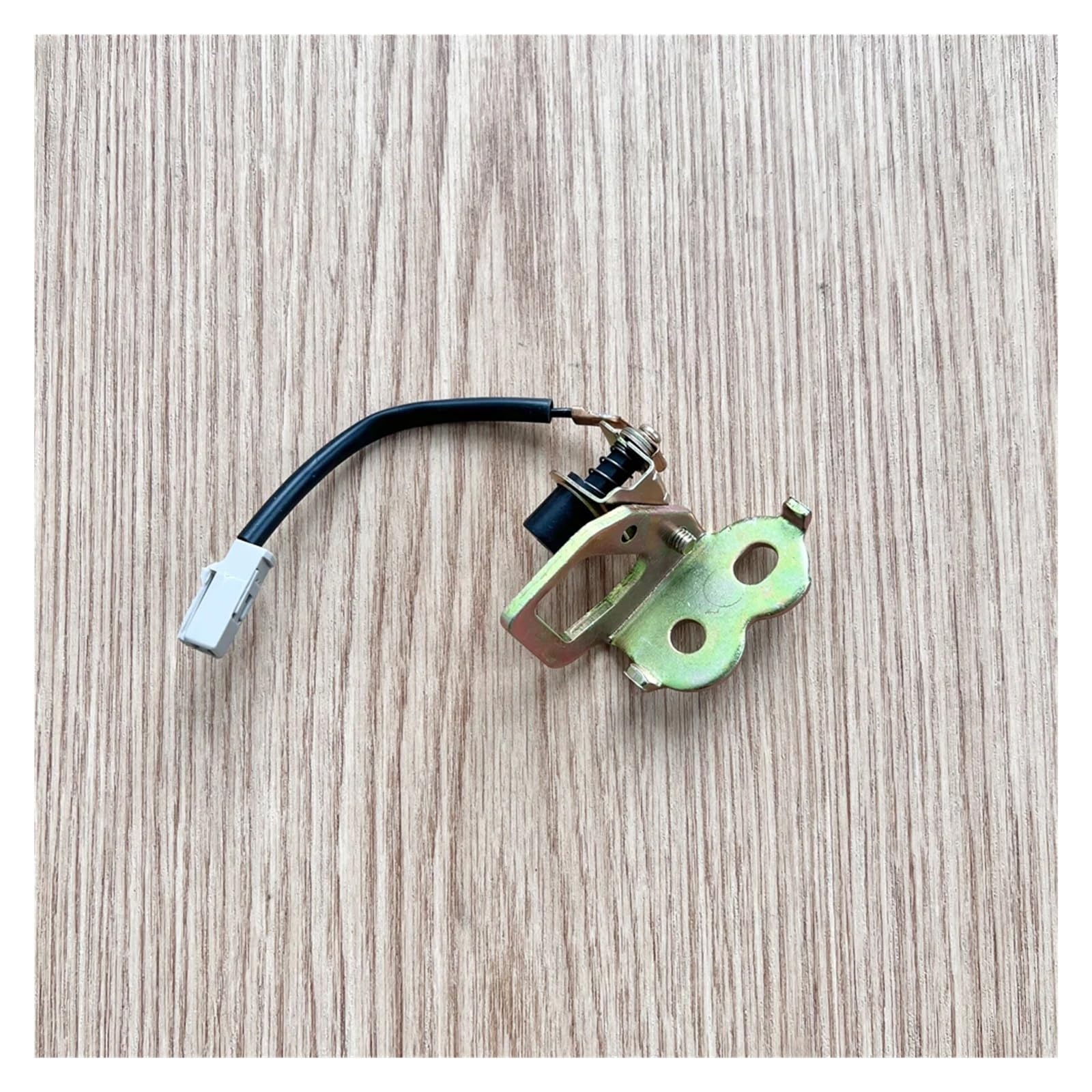 for Toyota for Corolla Tailgate Lock Striker Back Door Catcher Trunk Latch 64621-12070 Trunk Boot Lock