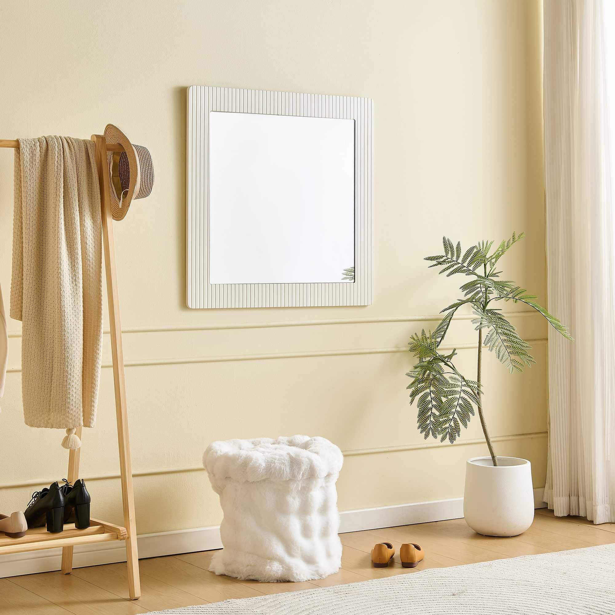 Espejo de pared cuadrado de 80 x 80 cm, color blanco, moderno con marco de aspecto de madera, espejo grande de pasillo, espejo de dormitorio y salón, diseño atemporal