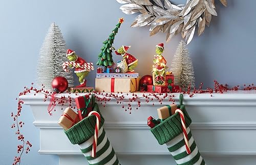 Miniatura 2 de Enesco Dr. Seuss Grinch por Jim Shore - Figura decorativa para el árbol de Navidad, figuras decorativas coleccionables de resina de piedra hecha a