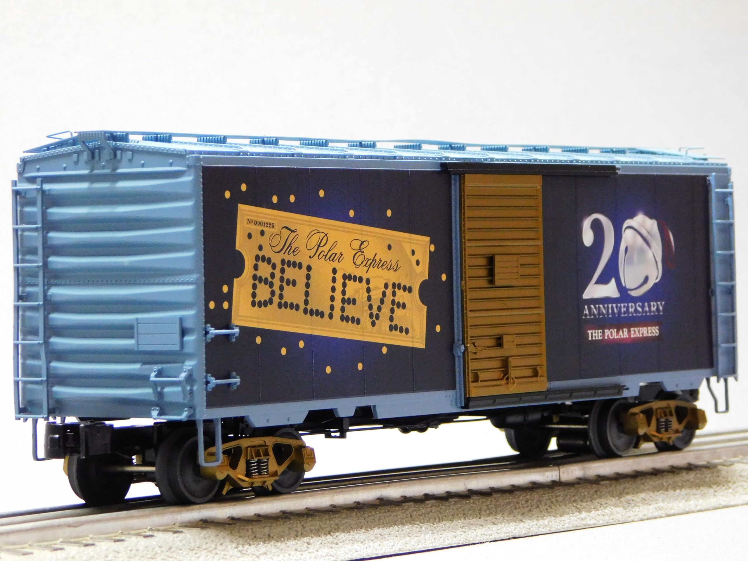 Lionel Polar Express 20TH Anniversary Bell Sounds PS1 BOXCAR O Gauge 2426790