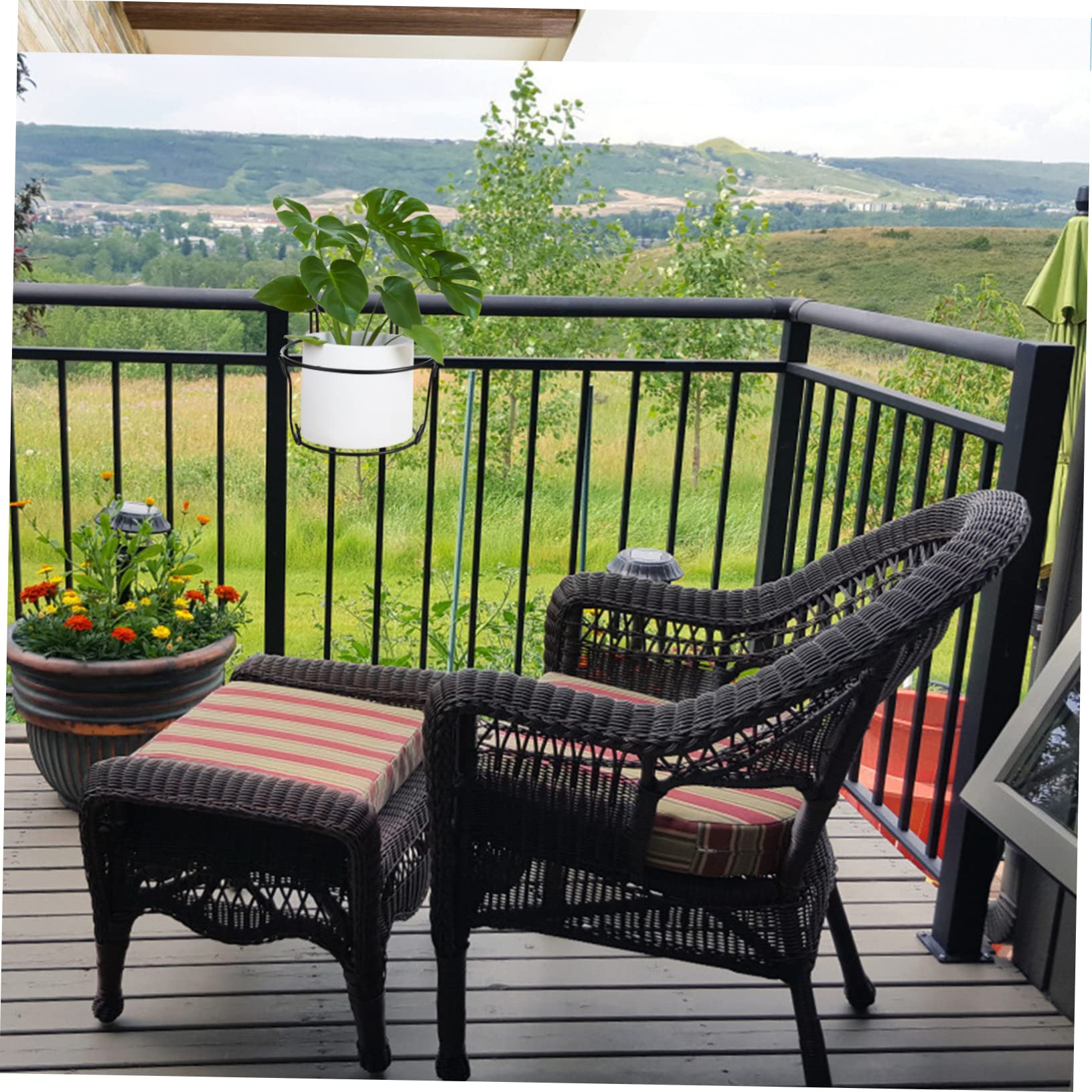 HANABASS 2 Stück Hängender Blumenbehälter für Balkon Robuster Blumentopf für Drinnen und Draußen Stabiler Pflanzgefäßhalter für Pflanzen Vielseitig Einsetzbar Wohnräumen und