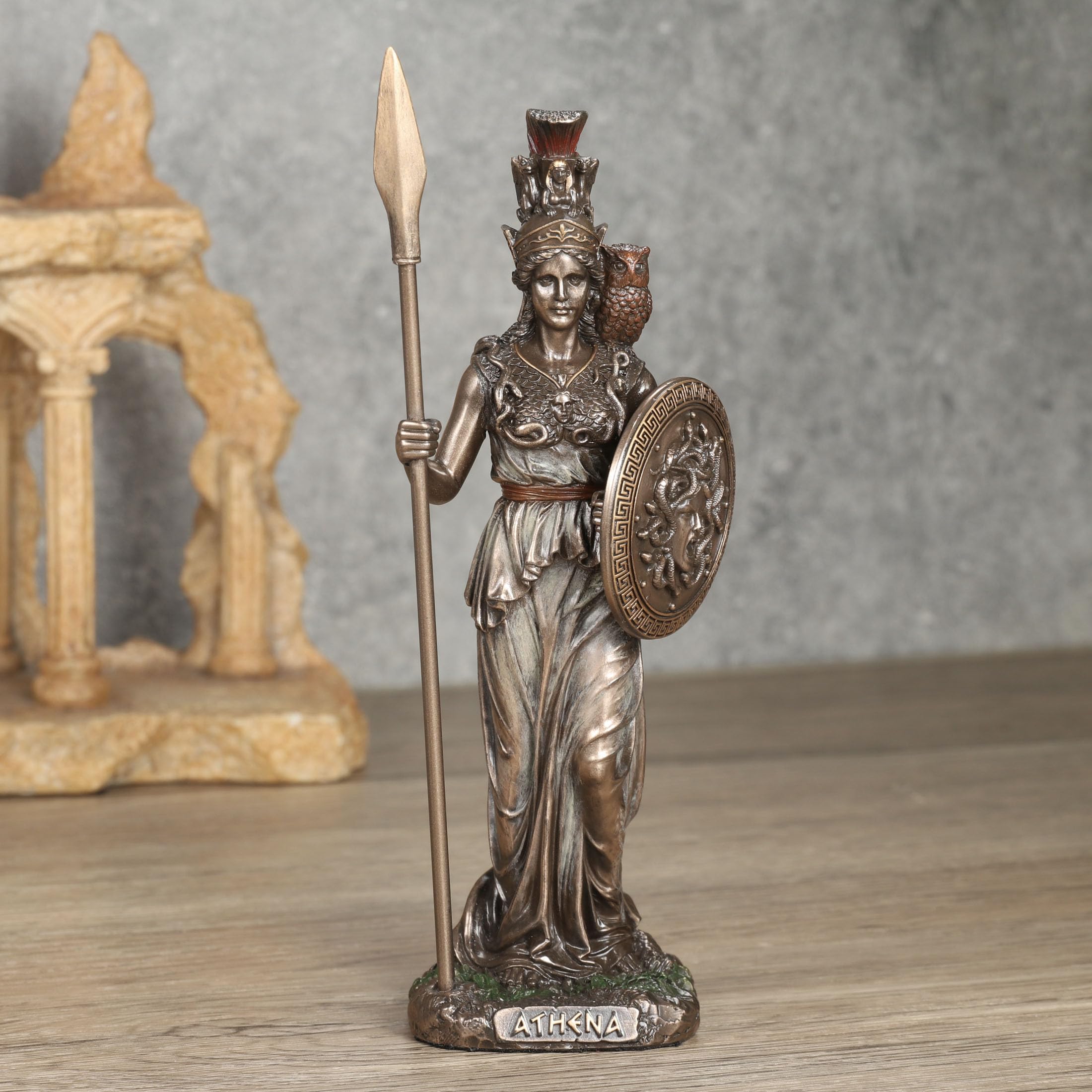 Veronese Design 6 1/2 Atena la dea greca della saggezza scultura in resina finitura bronzo fuso a freddo