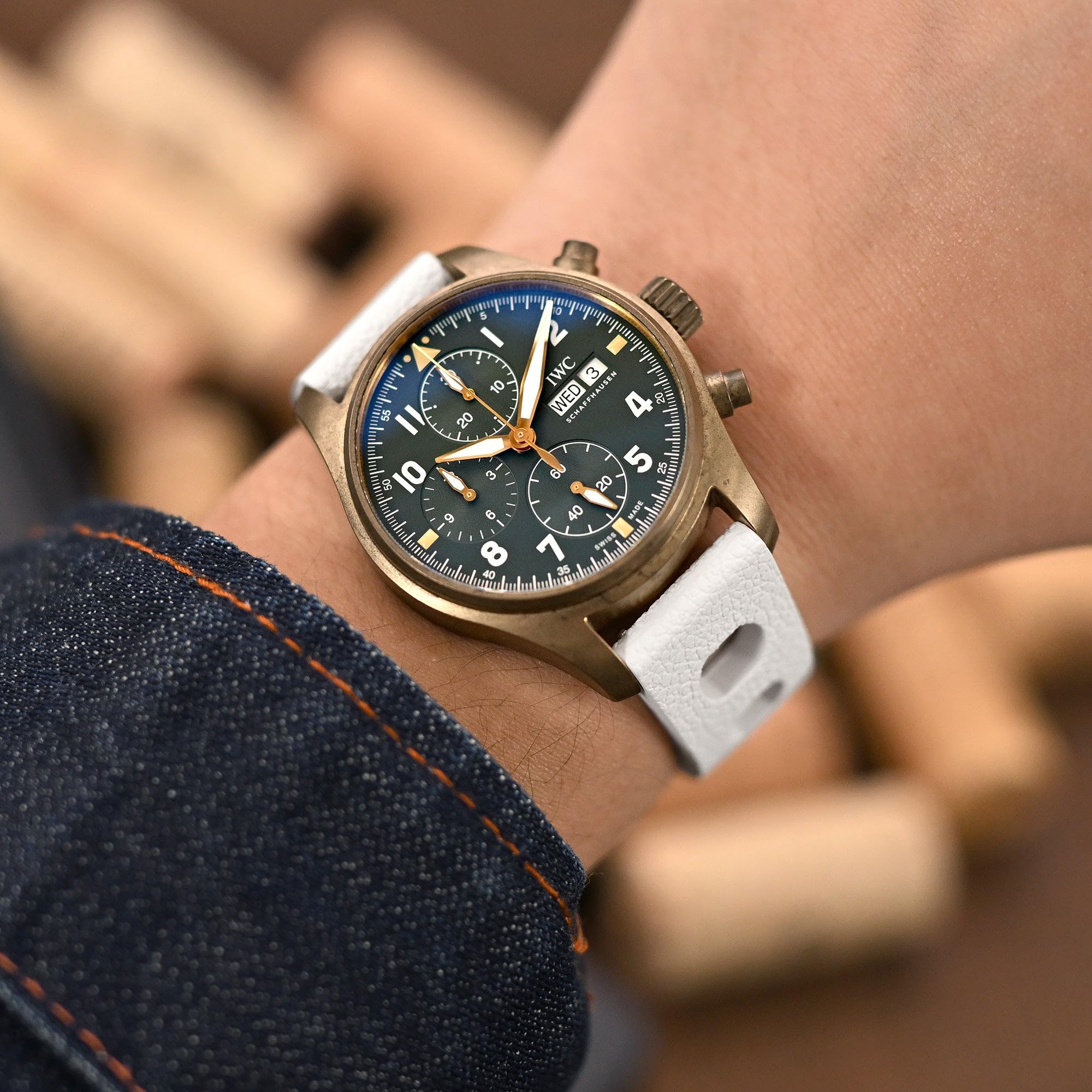 MiLTAT 20 mm FKM36 Uhrenarmband aus Gummi mit großen Löchern, Rallye-Schnellverschluss, gebrochenes Weiß