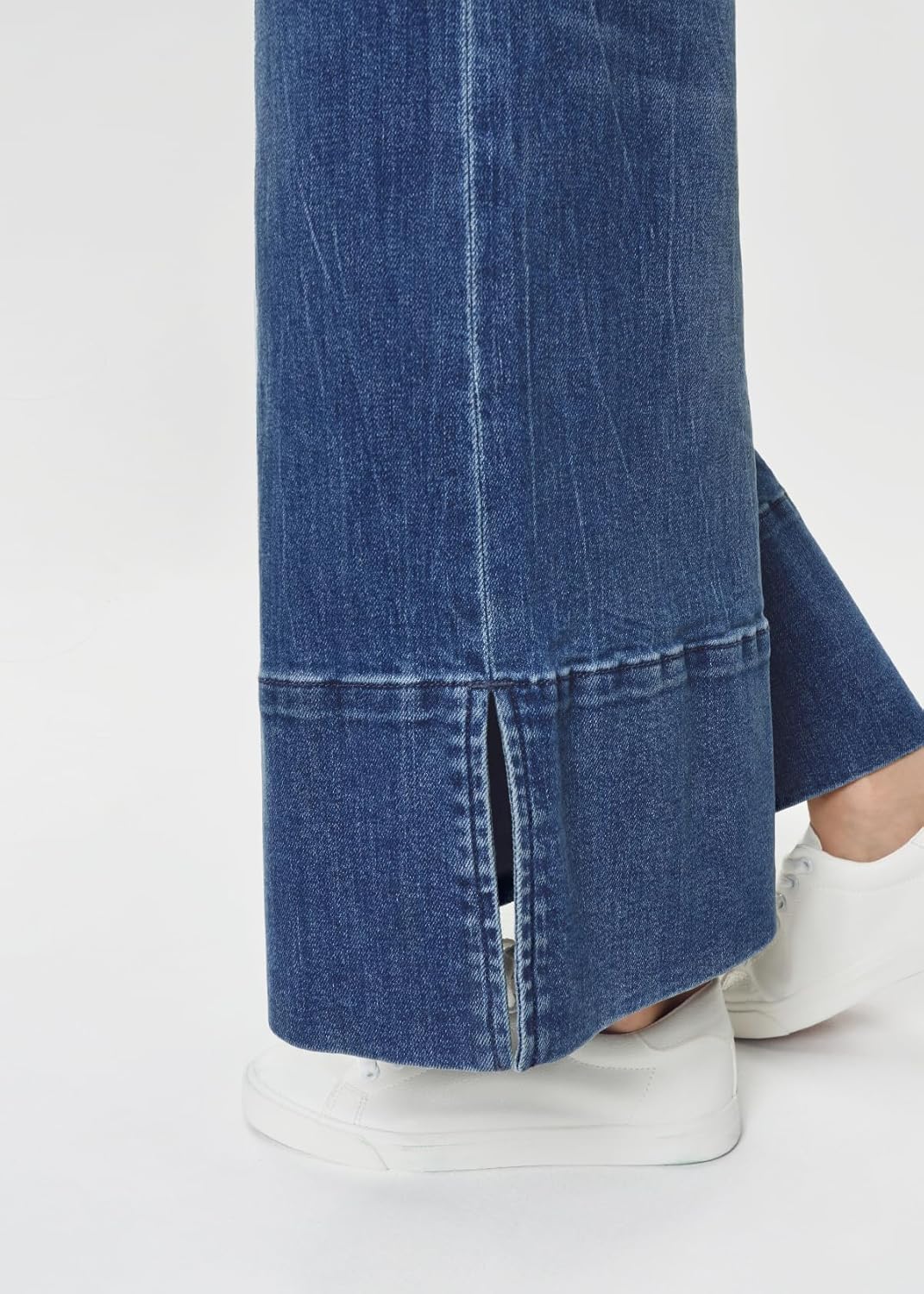 Women's Wide Leg Jeans Baggy High Waisted Straight Leg Denim Pants with Pockets - Image 7