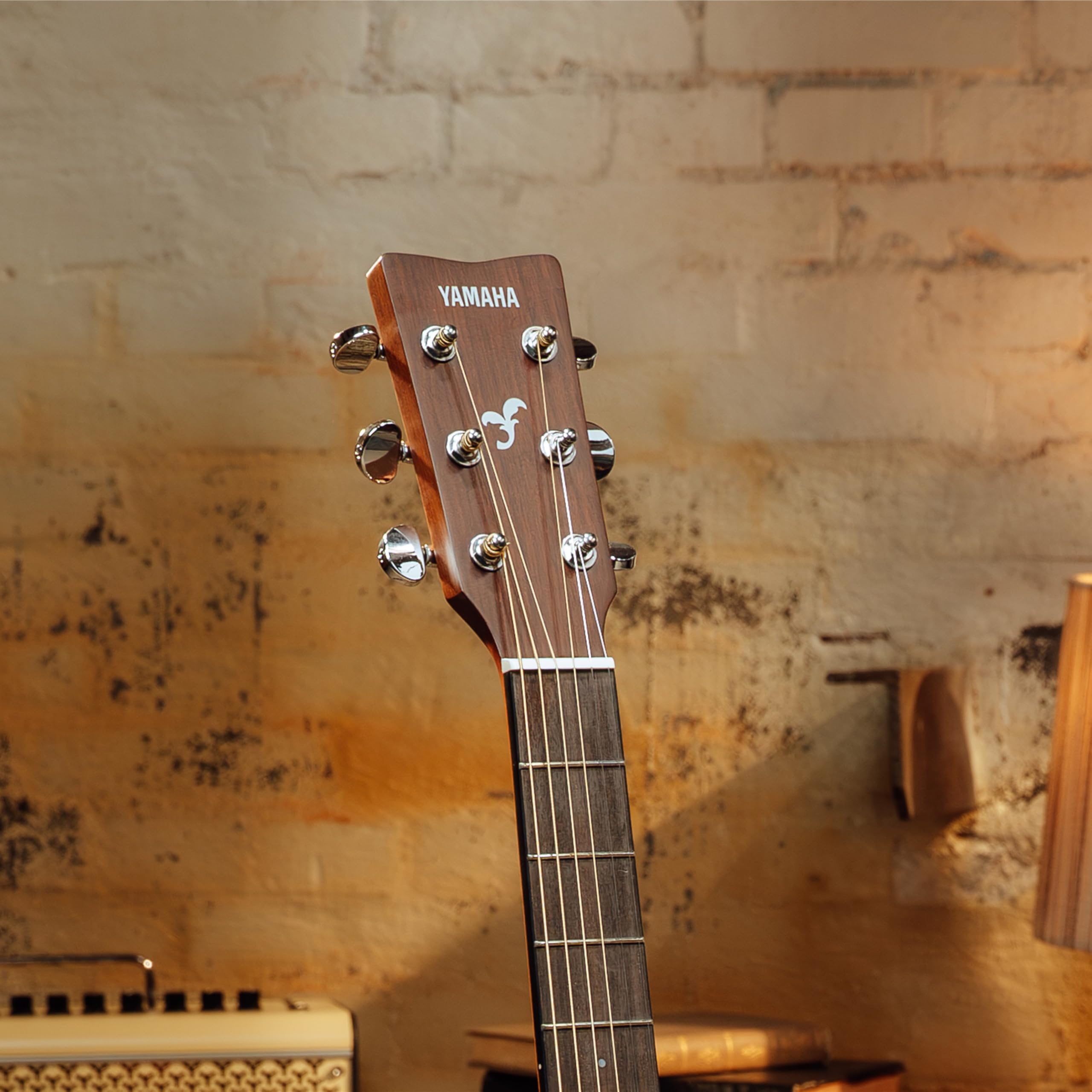 Yamaha FG800M matt natur - Akustische Westerngitarre mit authentischem Klang für Anfänger - 4-4 Gitarre aus Holz – Mit Voucher für 2 persönliche Online Lessons an der Yamaha Music School