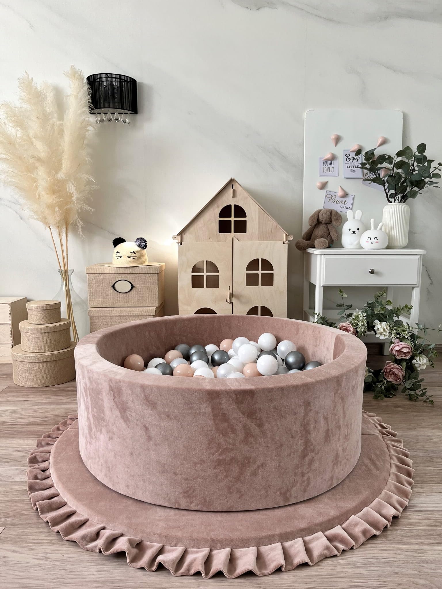 Beige Runde XXL Spielmatte aus Weicher Samt für Kinder und die ganze Familie mit abnehmbarem Bezug 125x125 cm Babyspielmatte Kuschelmatte rutschfest Waschbar Kinderzimmer