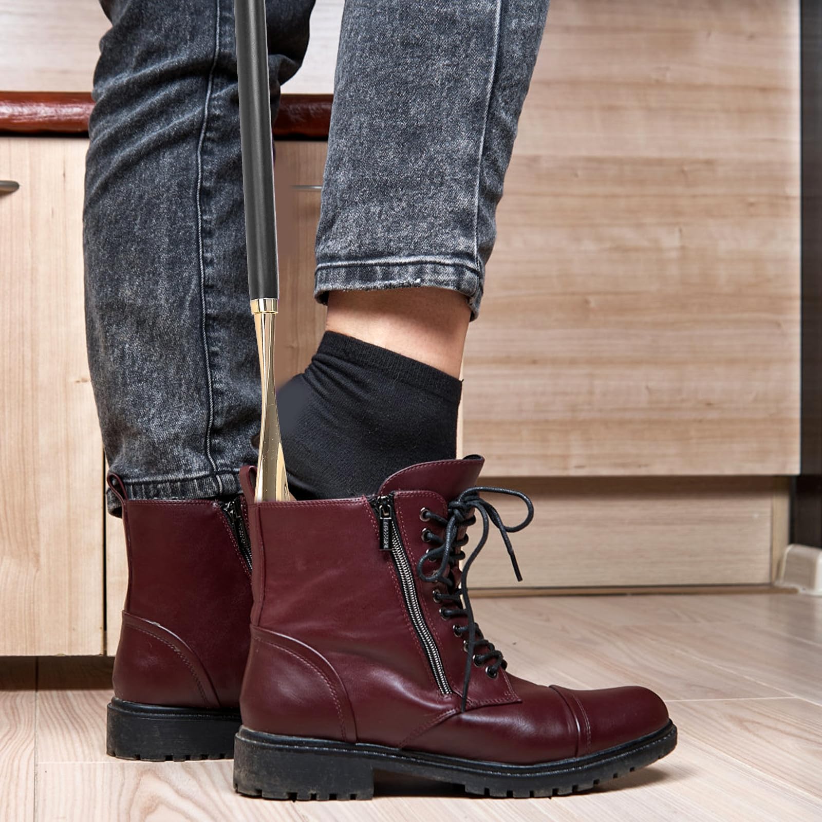 ibasenice Calzascarpe in Legno di Faggio Punta a Testa di Cavallo, Calzascarpe Maneggiato e Sollevatore di Scarpe per Anziani e Uso Domestico, Accessorio Ergonomico per Facilitare