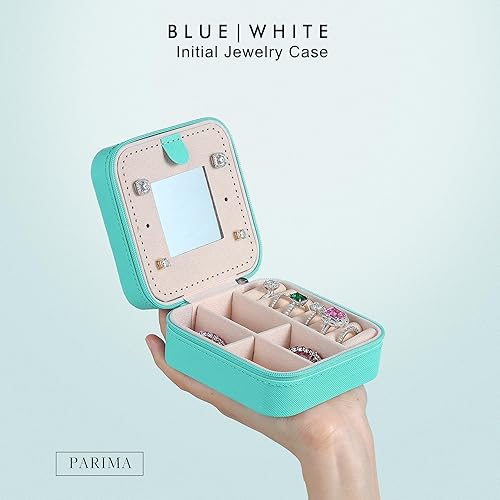 Miniatura 2 de Parima Joyero con inicial para mujeres y niñas, estuche de viaje azul Parches de letras de felpilla Joyero de viaje personalizado multifuncional