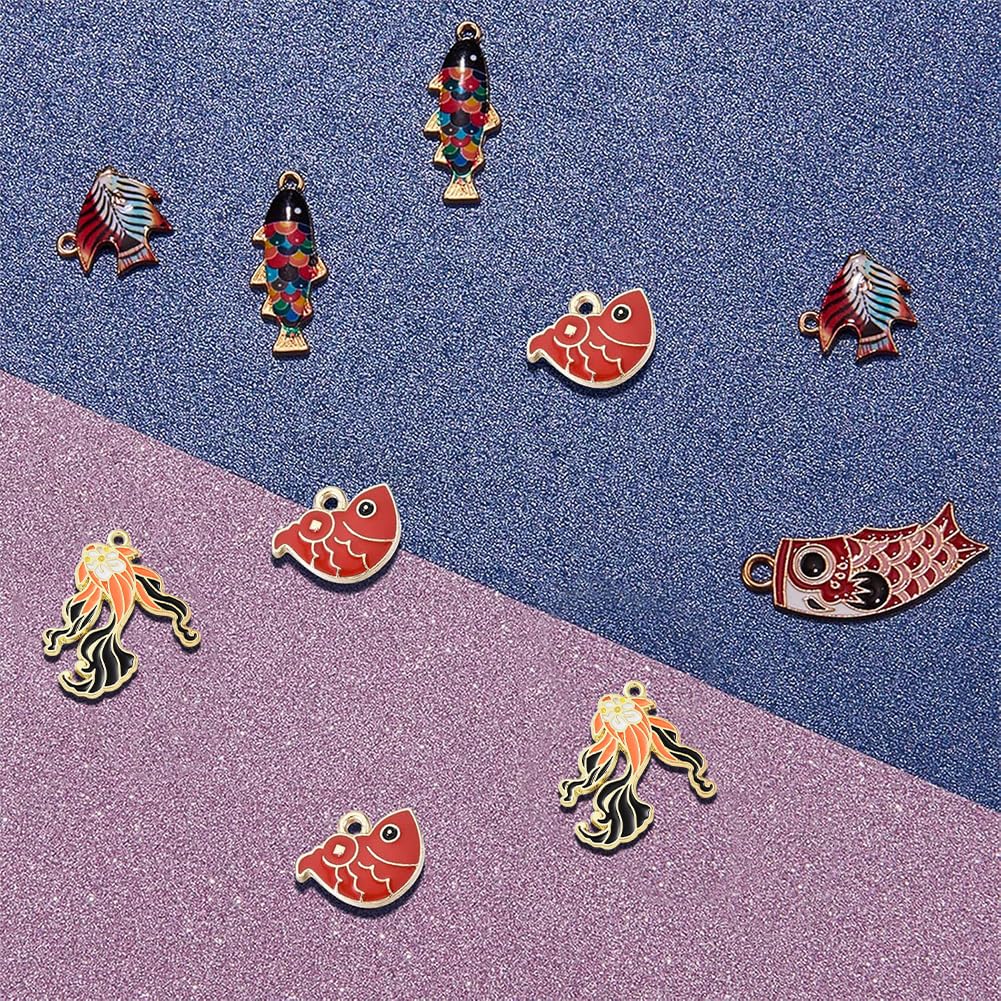 SUNNYCLUE 1 Scatola 30 Pezzi 5 Stili Smalto Pesce Ciondoli Lega Pesce Rosso Pesce Tropicale Blu Koi Pesce Ciondoli Pendenti per Gioielli Fai da Te Collana Braccialetto Orecchino Artigianato