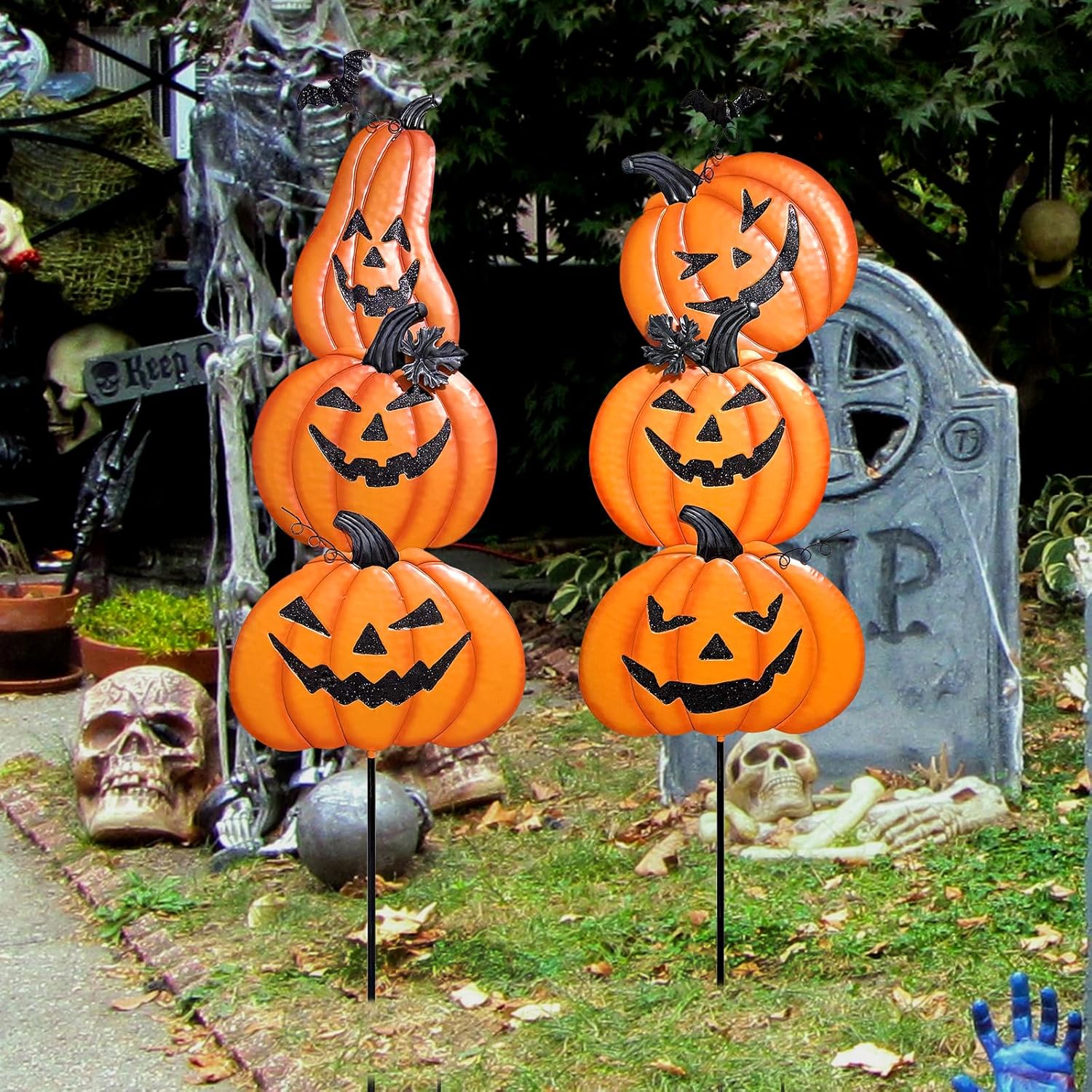 2 Pack Halloween/Thanksgiving Garden Stakes, Outdoor Party Décor Stacked Metal Pumpkins Jack-o-Lantern Lawn Decor, Yard Signs Stake Outdoor Decorative Pumpkin Home Lawn Pathway Driveway Decorations