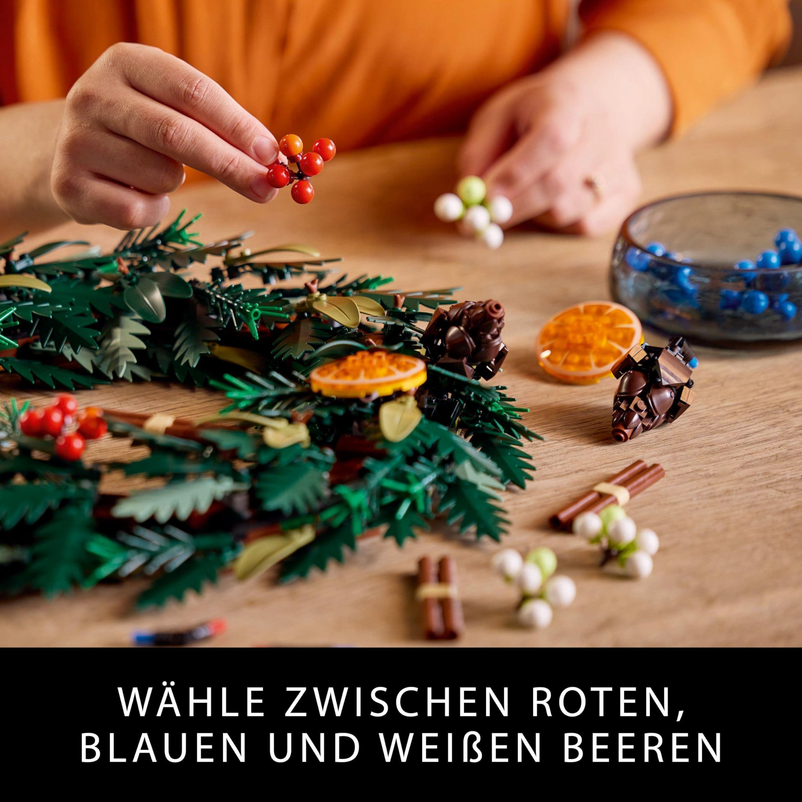 LEGO Botanicals Weihnachtskranz - Winterdeko zum Aufhängen - Weihnachtlicher Tischschmuck - Achtsames Bauprojekt - Adventskranz und Türkranz selber machen - Weihnachtsgeschenke für Erwachsene 10340