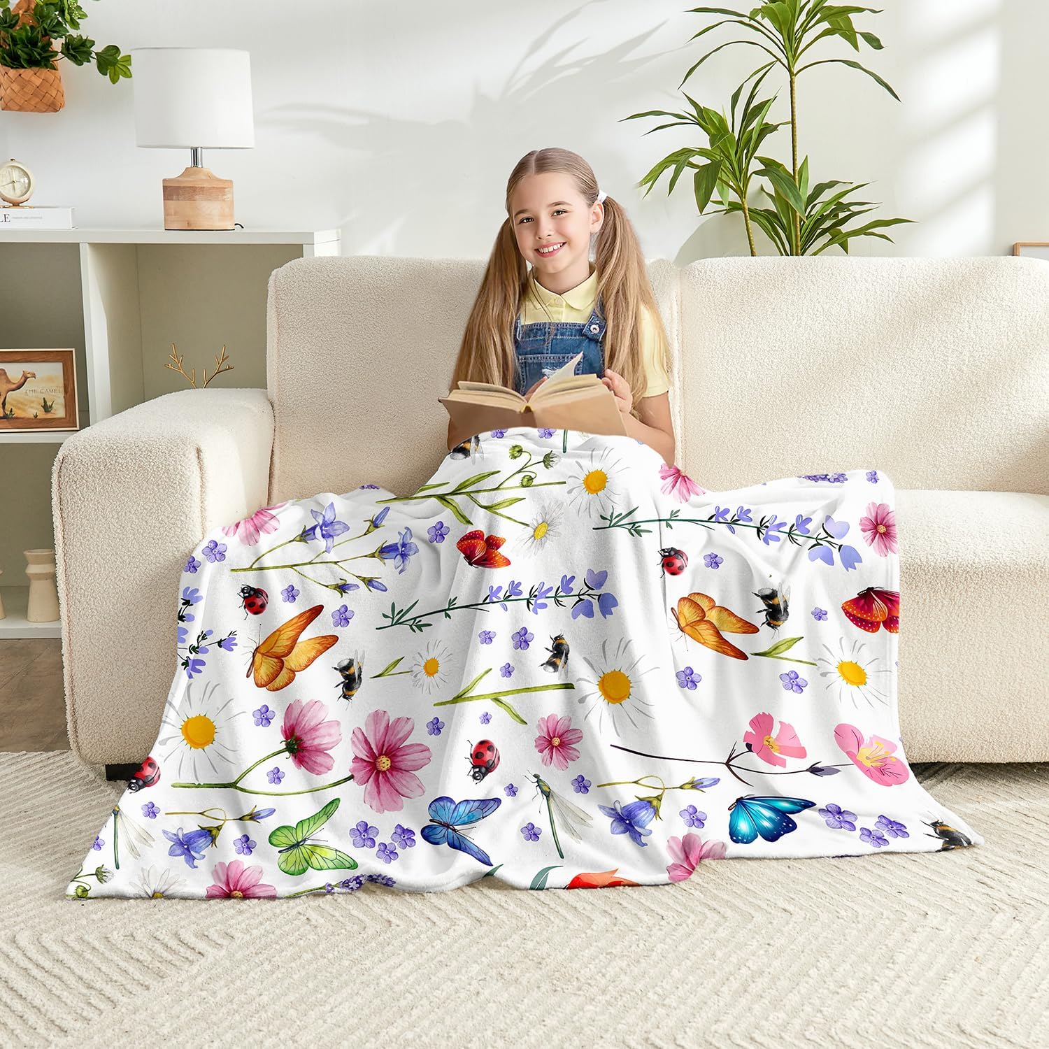 60x80 Floral Throw Blanket with Insects Soft Flowers Flannel Fleece with Butterflies Bees Dragonflies Ladybugs Lightweight Natural Art Print Blanket for Bed Couch Sofa Camping Travel