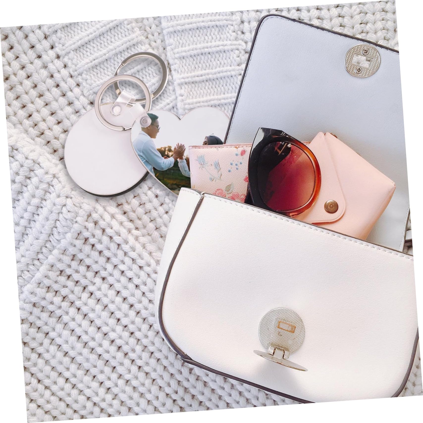 PLAFOPE Llavero en Blanco para Sublimación DIY de Mdf Anillo de Plata, Paquete de 36 Piezas Personalizables para Crear Llaveros Únicos en Festivales y Cumpleaños