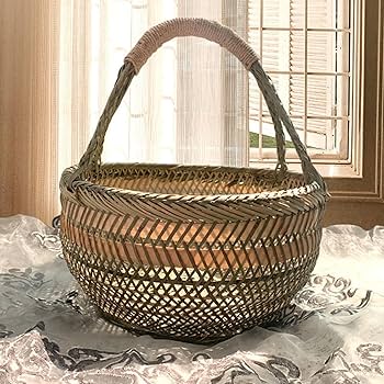 ピクニックバスケット網赤い用品竹編み卵かご果物買い物かごテーブルの上のスナッF ピクニックバスケット網赤い用品竹編み卵かご果物買い物かご