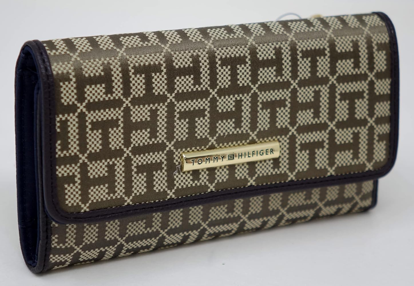 Tommy hilfiger checkbook wallet Clearance
