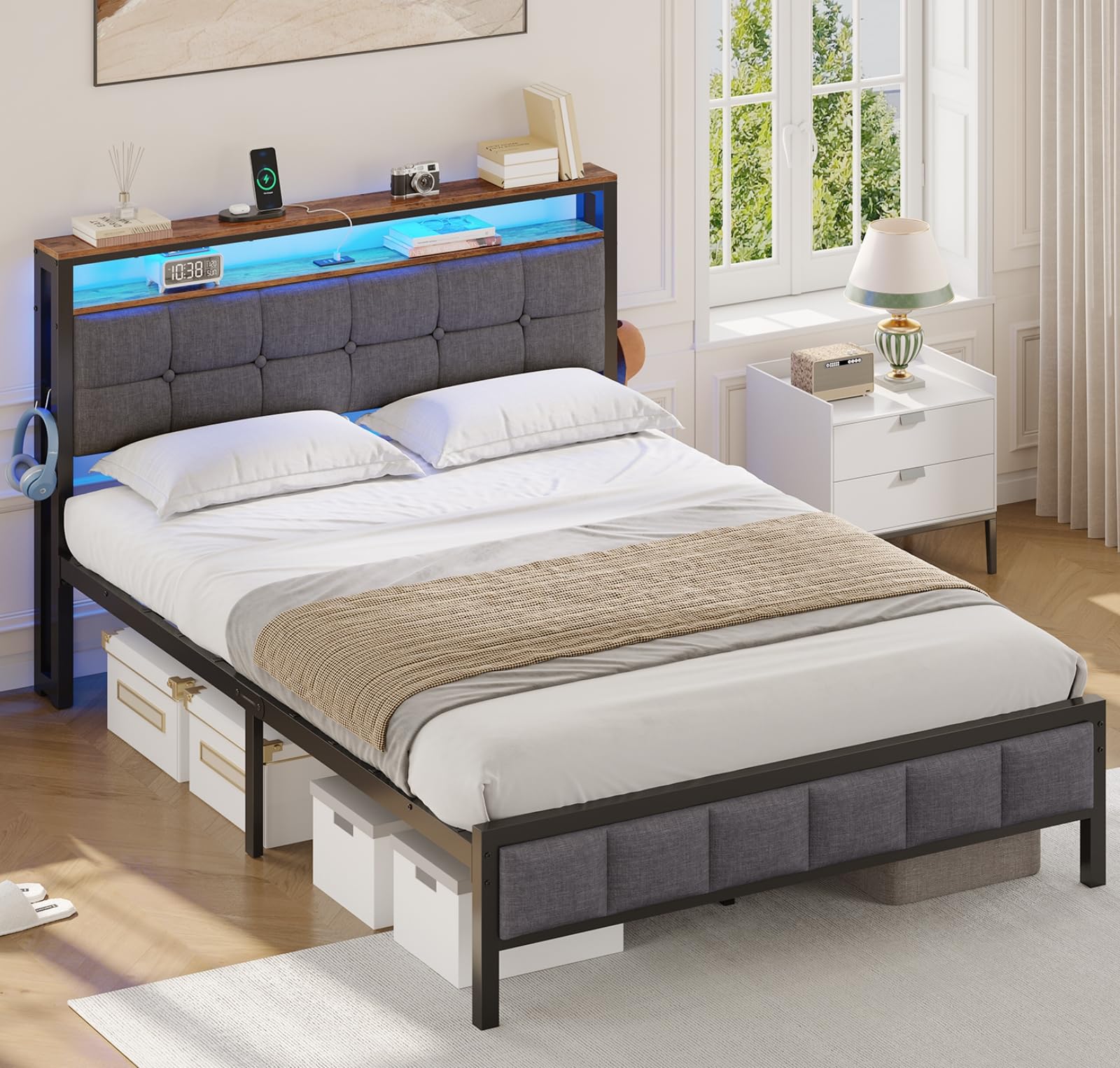 AOGLLATI Polsterbett 140x200 mit Ladestation Bett 140X200 mit LED-Beleuchtung,Bettgestell mit Lattenrost Metallbett Jugendbett mit Kopfteil aus Leinenstoff (140×200cm)