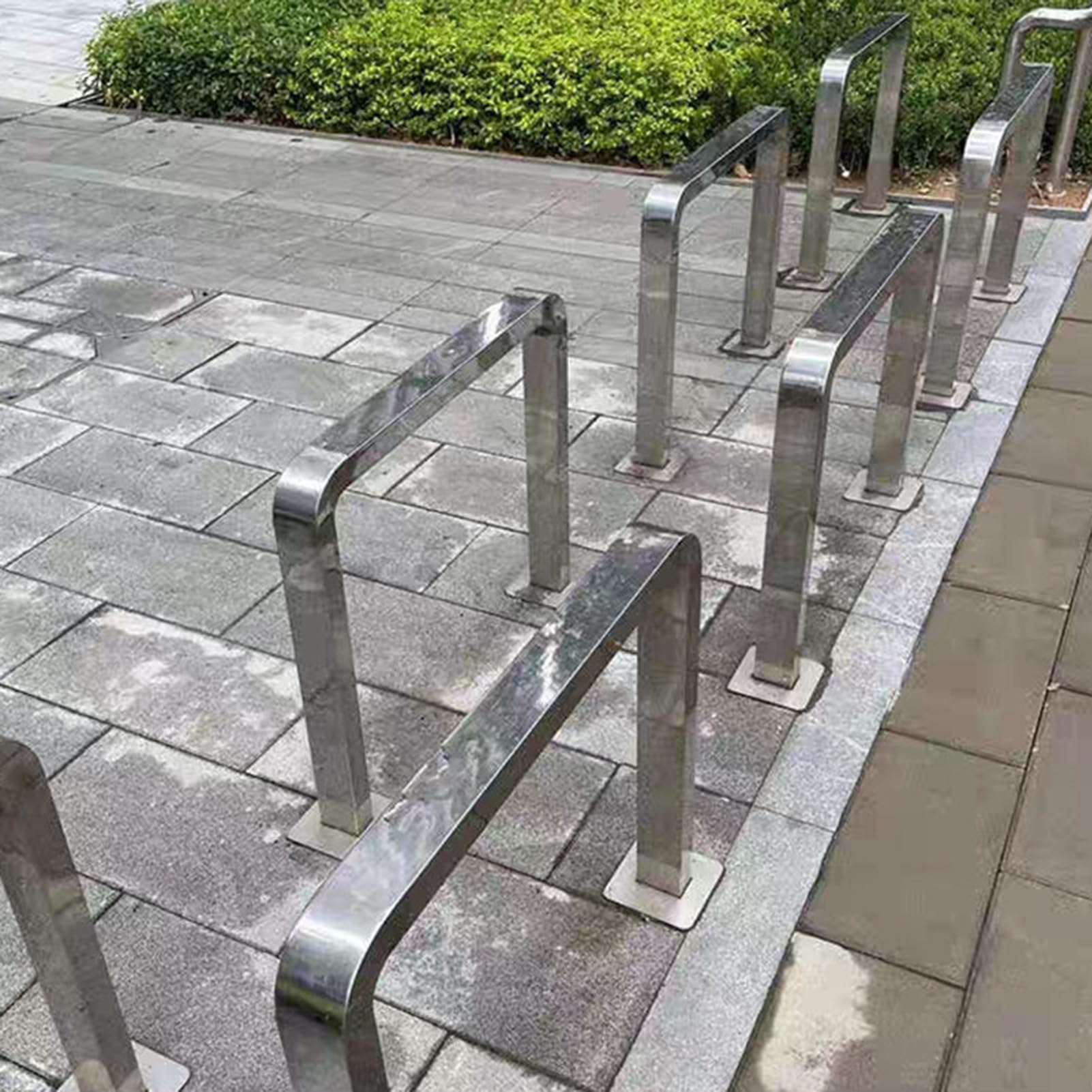 Bariery parkingowe, bariery bezpieczeństwa w kształcie litery U ze stali nierdzewnej do parkowania, trwała poręcz do podjazdu i separatora przejścia dla pieszych, ogrodzenie