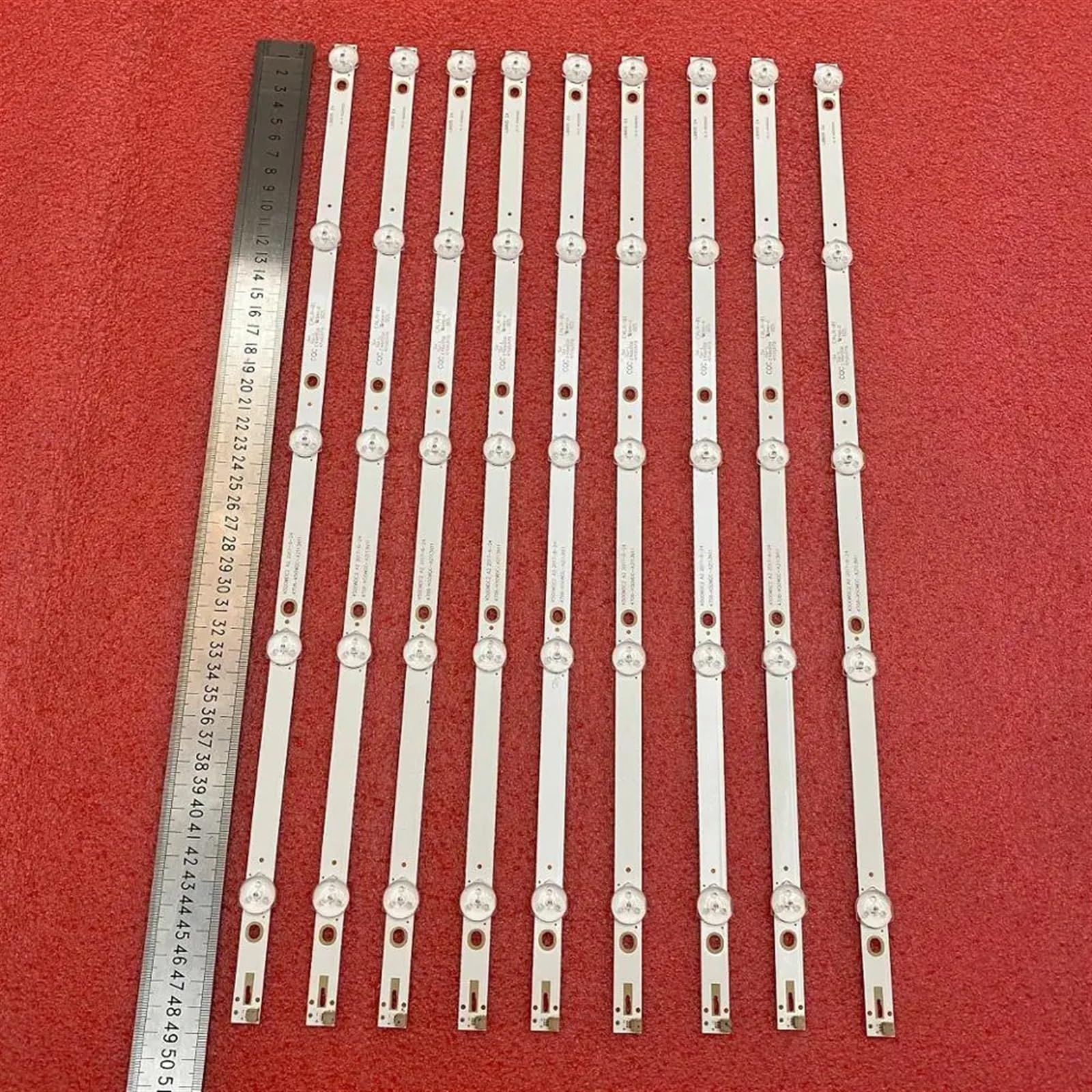 Striscia di retroilluminazione a LED 5LED (6V) Compatibile for 50put6002 IM50US820 50USK1810T2 50PUT6023 K500WDC2 A2 4708-K50WDC-A2113N11(18pcs for 2 TV)
