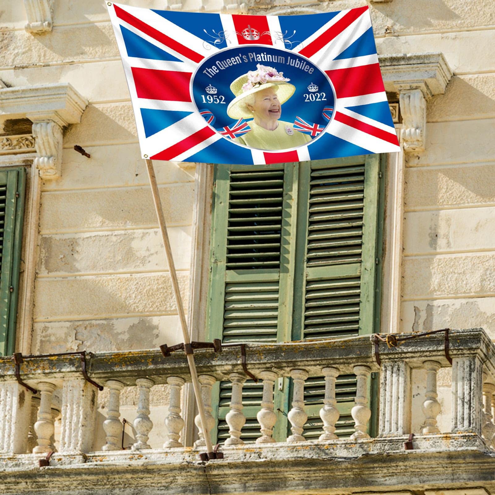 Amazon.co.jp: エリザベス2世 Elizabeth II Queens Flag イギリス国旗