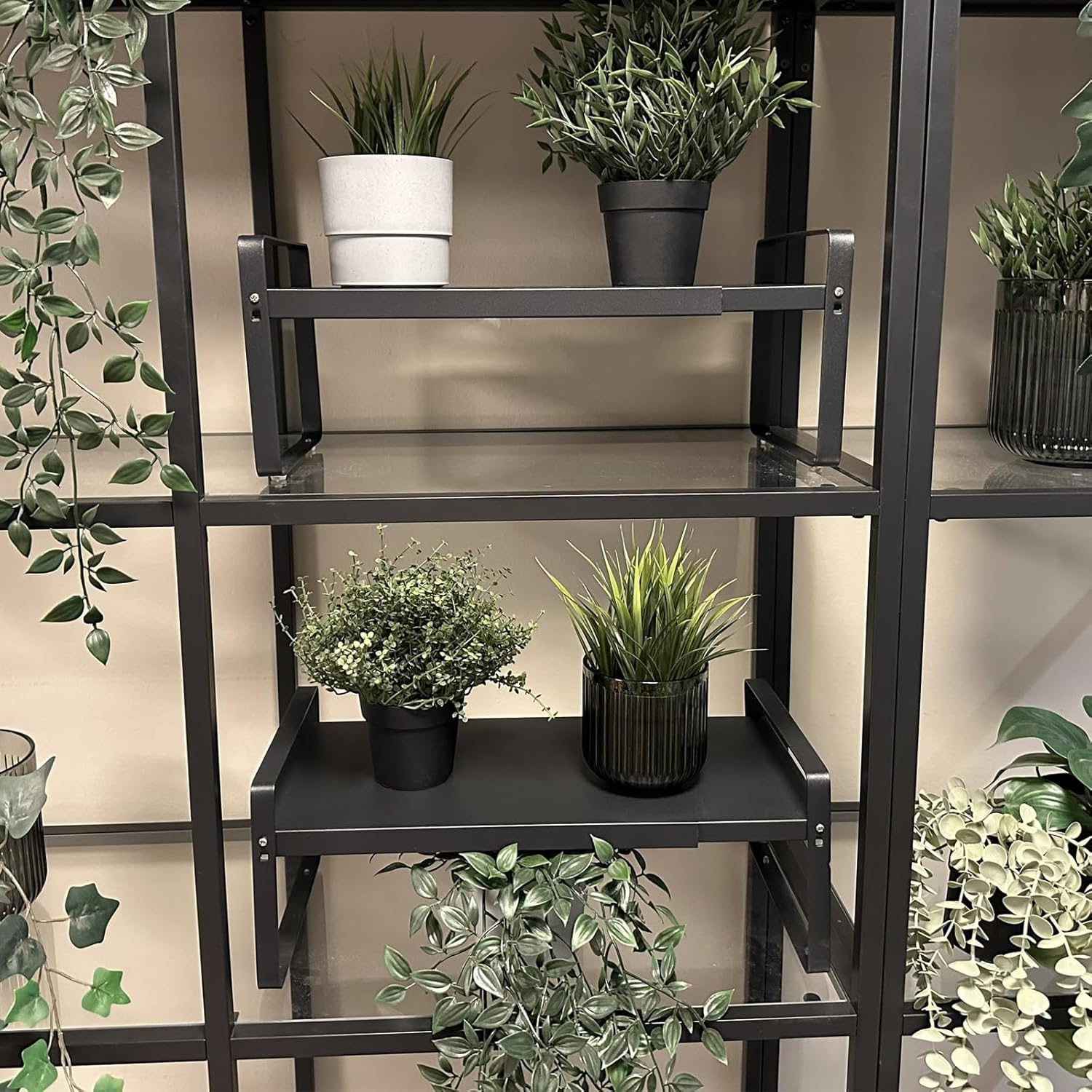 Set of 2 Black Kitchen Countertop Shelves, Expandable Cabinet Shelf Organizers, Stackable Metal Pantry Storage Shelves for Spice Rack, Cupboard