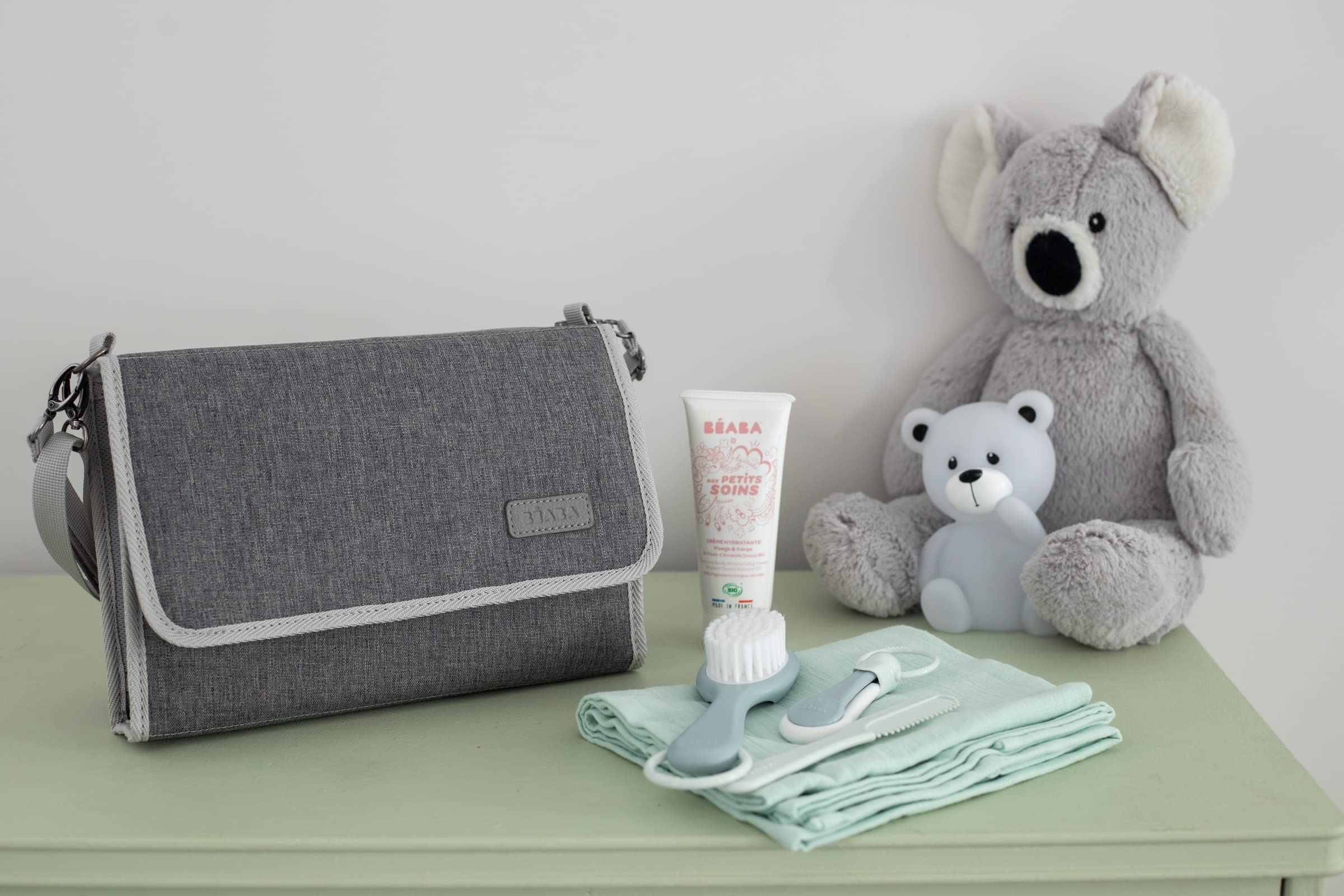 Béaba Organizador de pañales, bolso de pañales, cambiador, Alfombrilla de cambio lavable, 100% algodón, Gris chiné