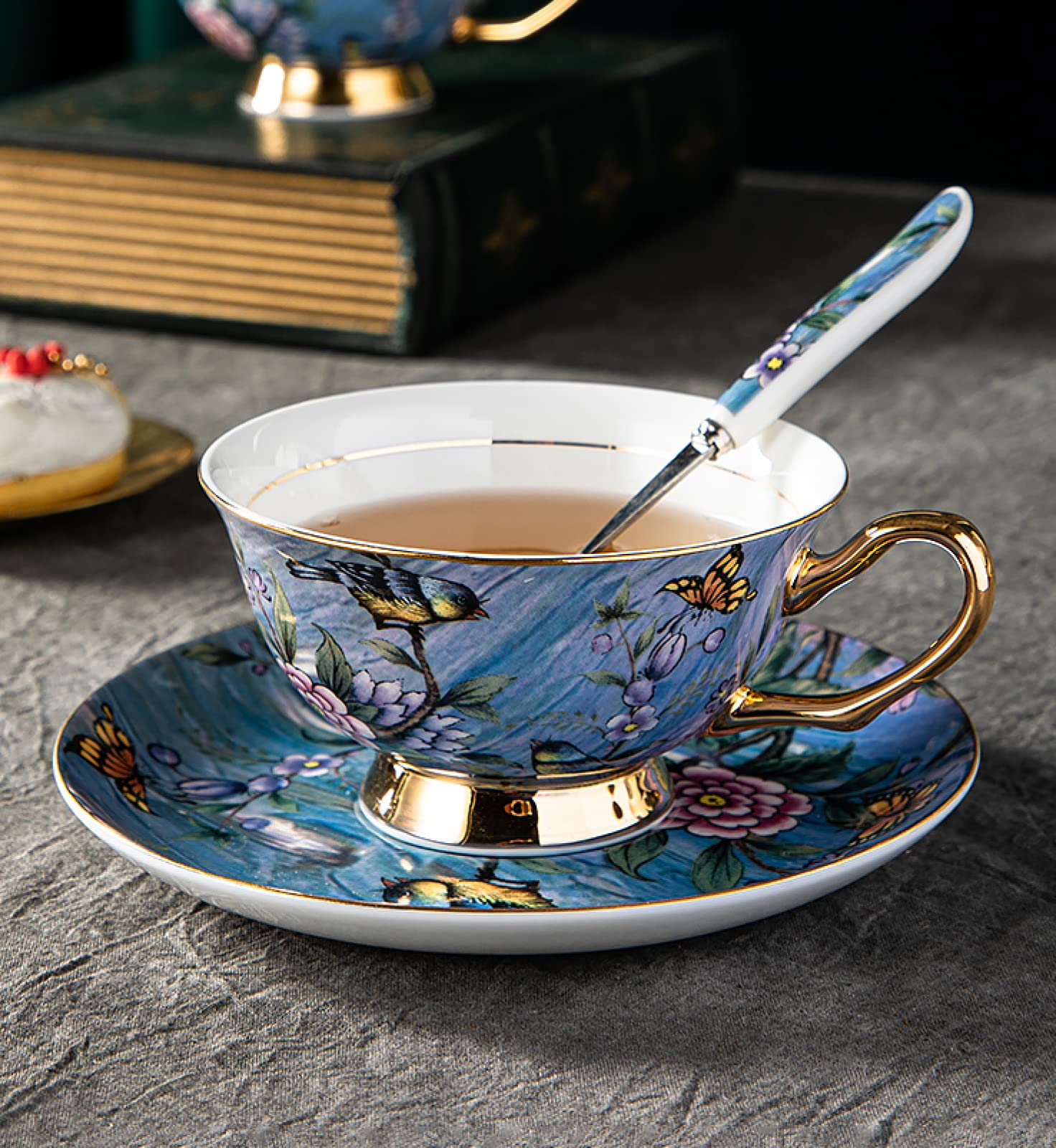 Juego de taza de té y platillo de café de cerámica Juego de taza de café y platillo de cerámica con pájaros y flores azules plato de taza de jugo