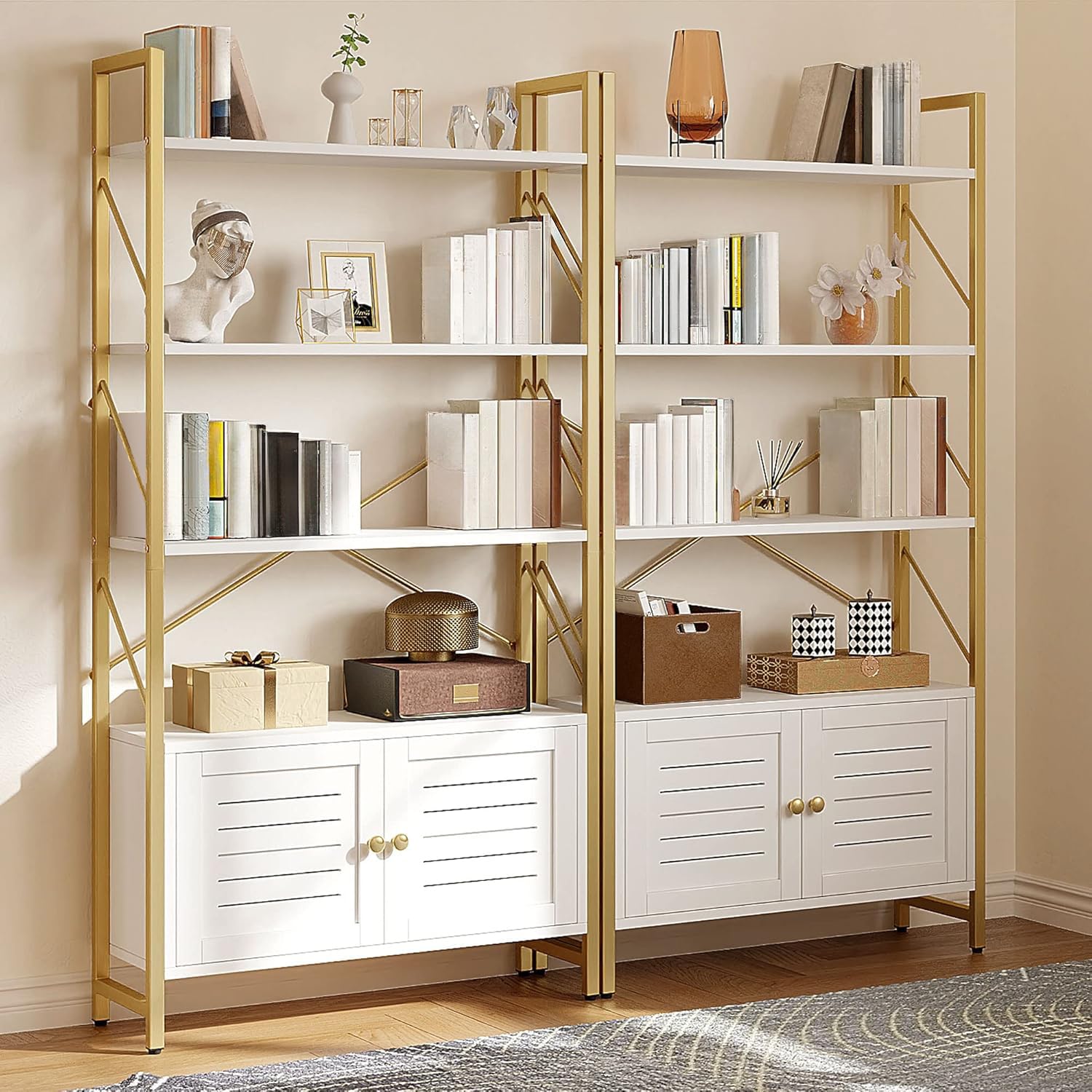 YITAHOME Estantería con Armario de Almacenamiento, Estante de 5 Niveles con Puertas para Dormitorio, Sala de Estar, Oficina, Blanco y Dorado