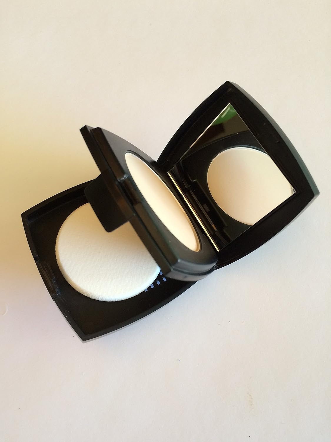 BeautiControl Perfecting Finish Wet Dry Foundation-Y1 Light Sandstone