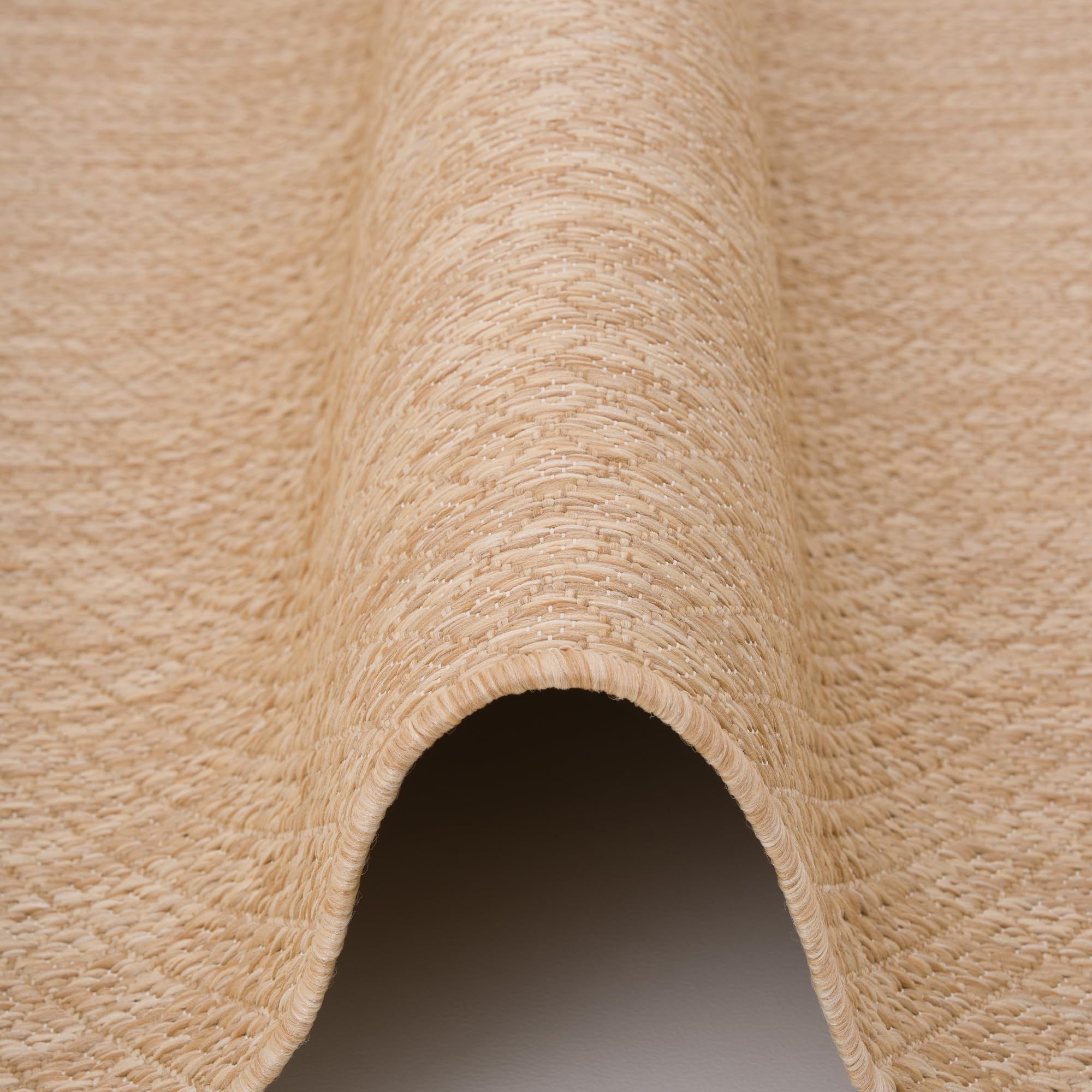 Snapstyle Porto Beige Karo Rund – Balkon- & Terrassenteppich Outdoor