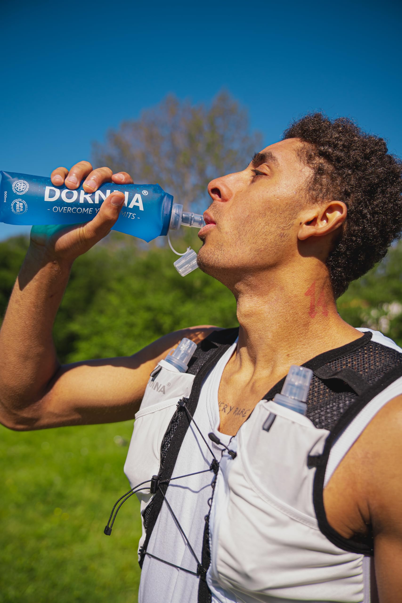 Laufweste Damen Herren mit 2 Trinkflasche 500 ml Running Vest Laufrucksack