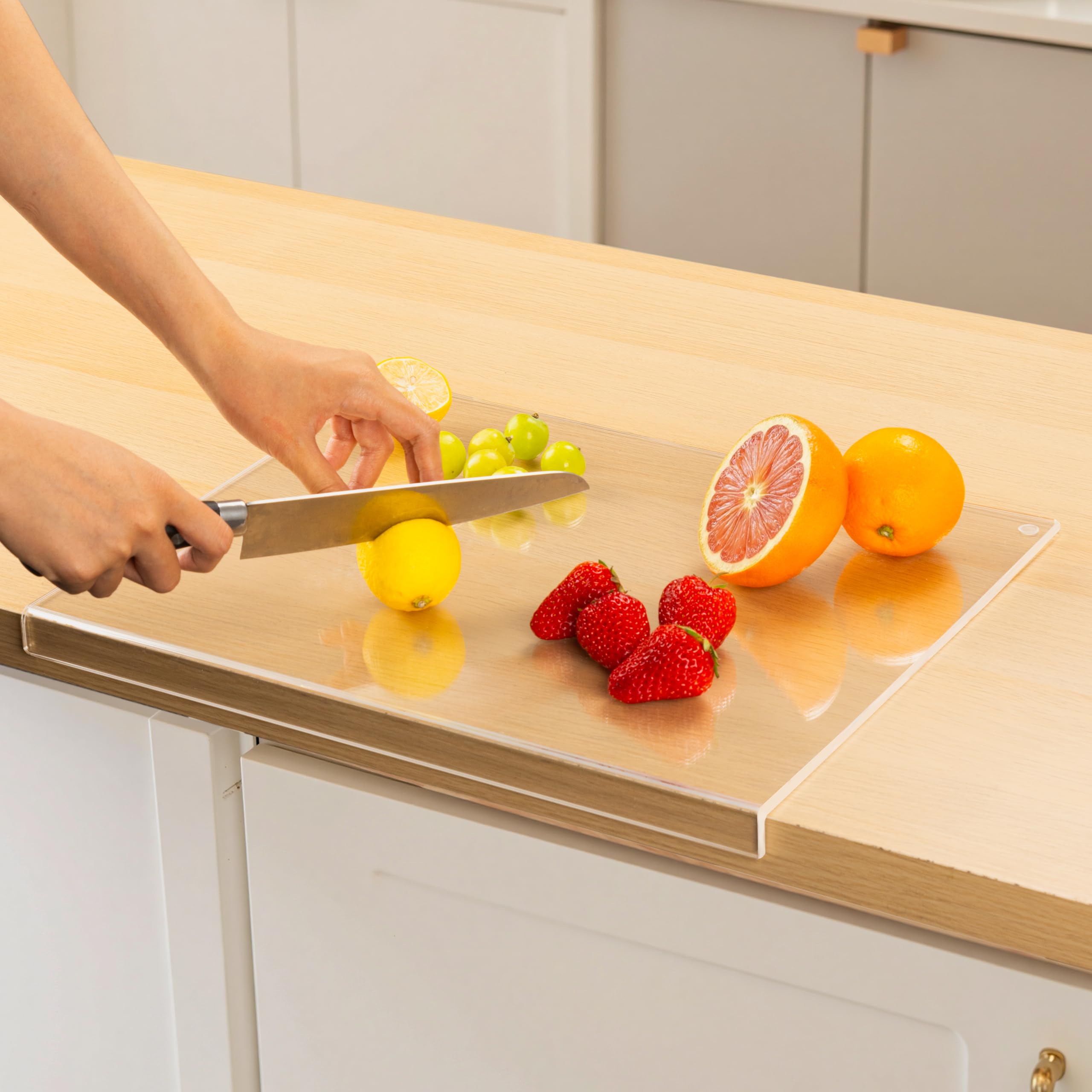 Gracenal Acryl Schneidebrett Klein, 40x30cm Cutting Board, Schneidbretter Rutschfest mit Lippe, Schneidebrett Kunststoff, Alternativen Küchenbrett Durchsichtig, Arbeitsplatte Küche, Küchenutensilien