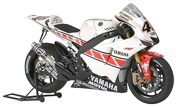 Amazon | タミヤ 1/12 オートバイシリーズ No.115 ヤマハ YZR-M1