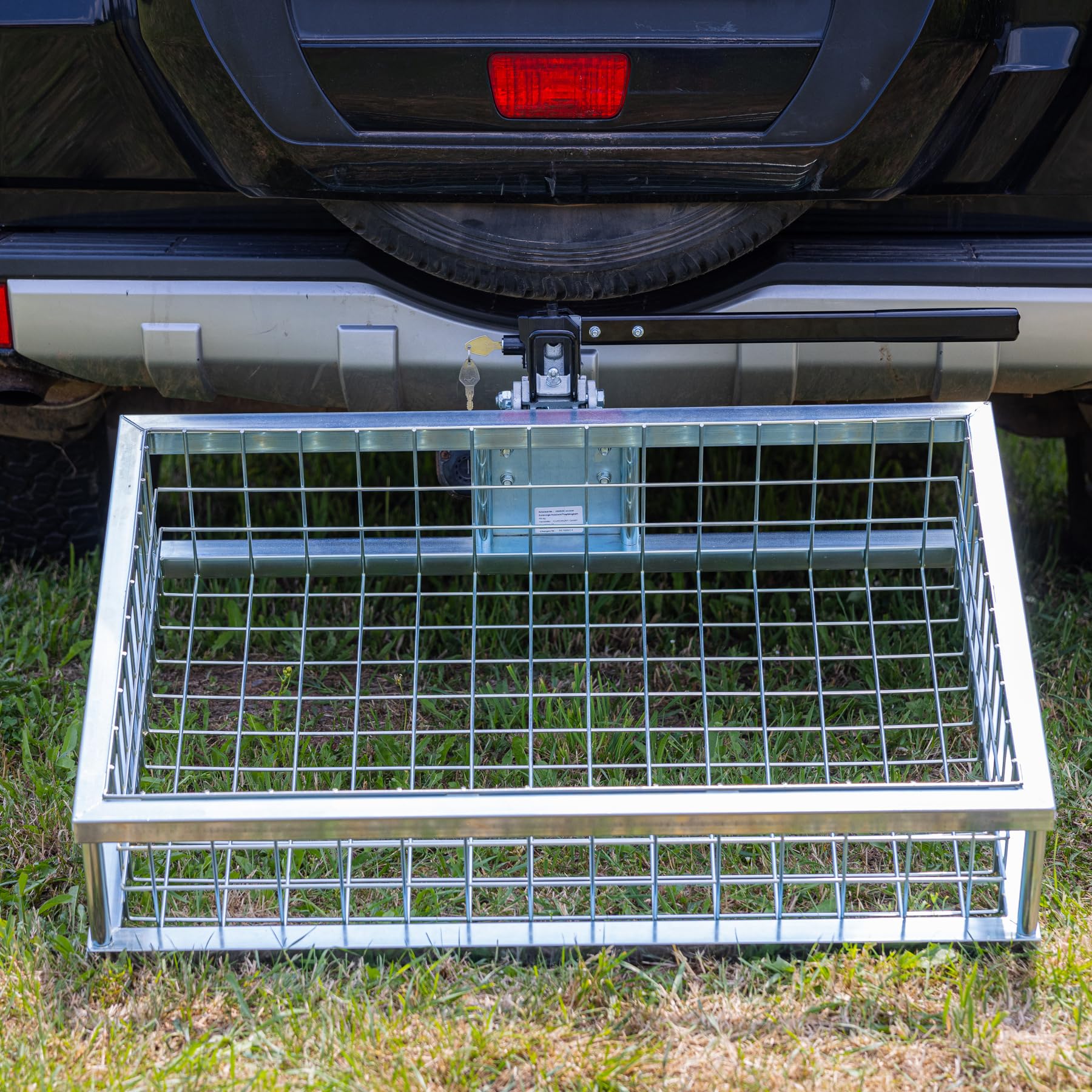 EUROHUNT Heckträger für Anhängerkupplung 890x585x200 mm verzinkt, Gewicht 11kg, Robuster Wildträger, ideal für Jäger (Heckträger mit abklappbarer Schnellkupplung)