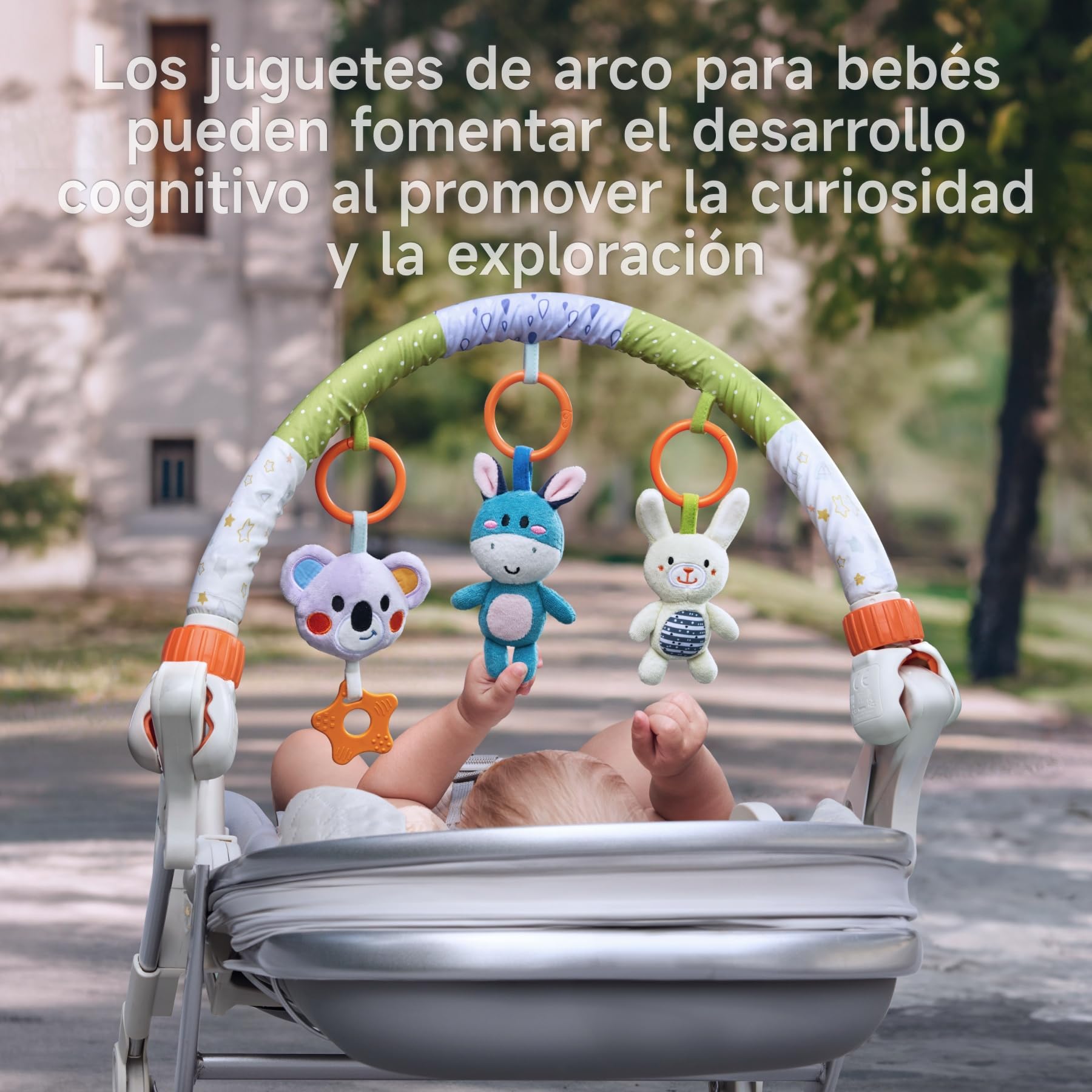TUMAMA Giochi Arco Viaggio Passeggino per Neonato 0 3 6 9 12 MESI, Peluche animale Passeggino Giocattolo Gioco per Neonati Bambina Ragazzo, Clip On Auto Carrozzina con Sonaglio Teether Campana