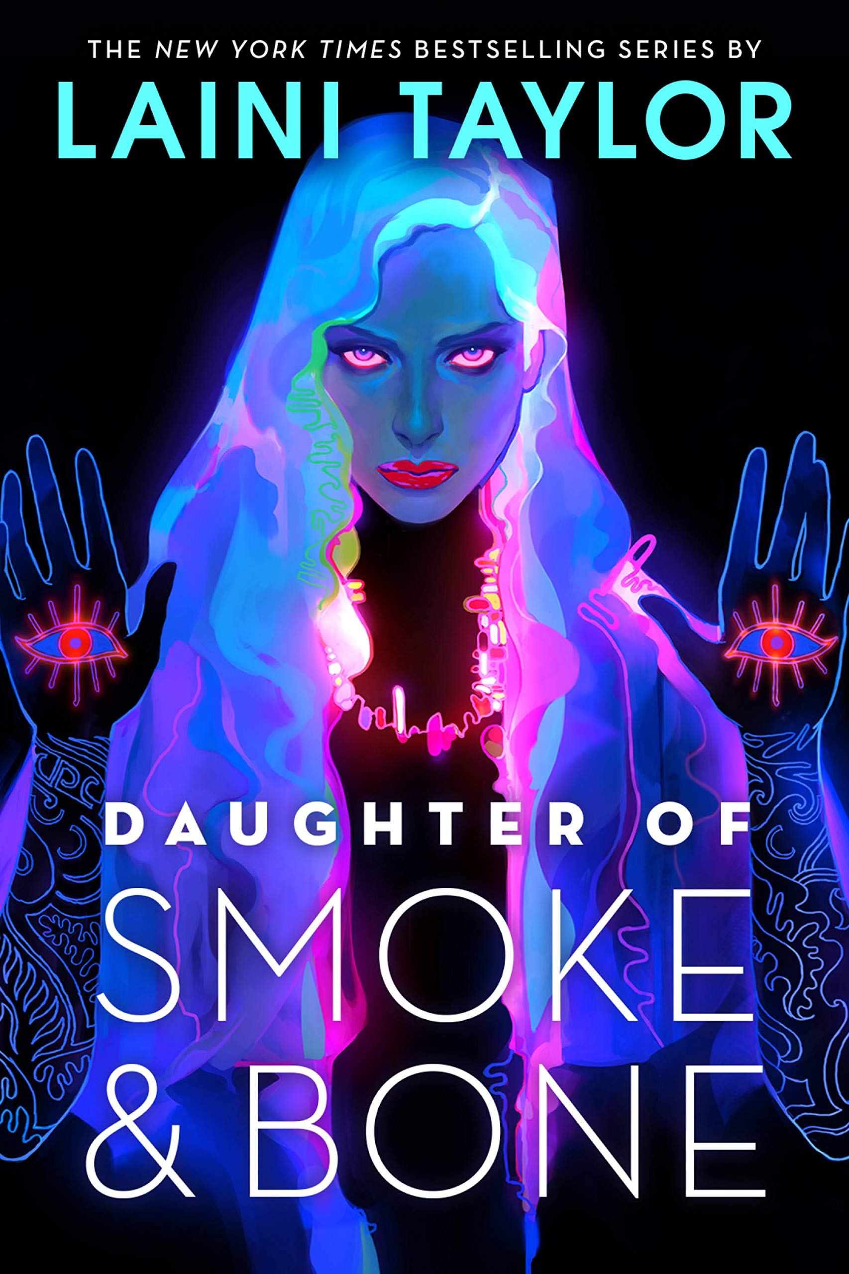 Daughter of Smoke & Bone (English Edition)