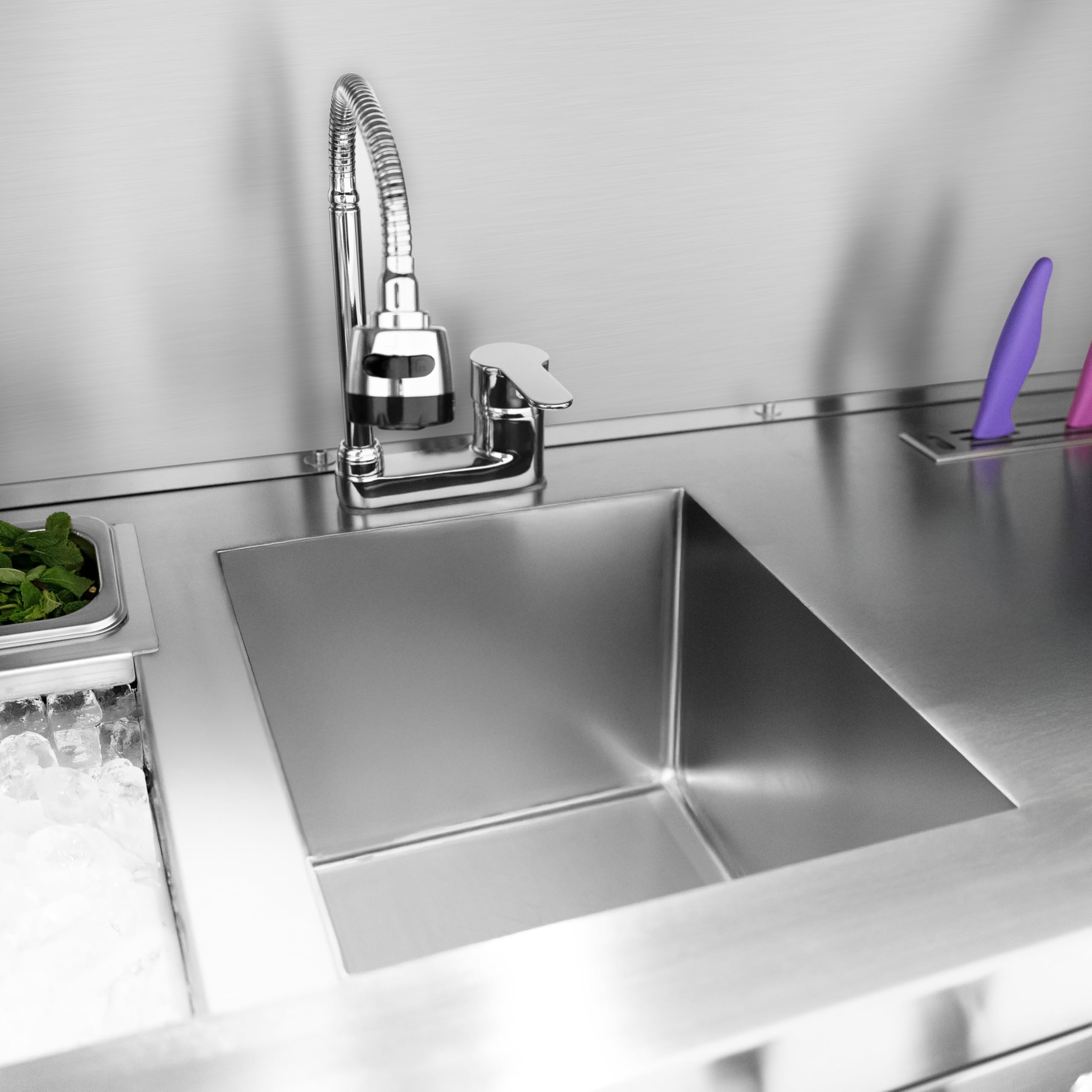Postazione Mobile Cocktail Acciaio Inox Bancone Effetto Legno Ghiaccio Isolato 62L Lavello Integrato Mensole Doppio Livello Speed Rail Contenitori Gastro Portacoltelli Lavagna Magnetica e Shaker