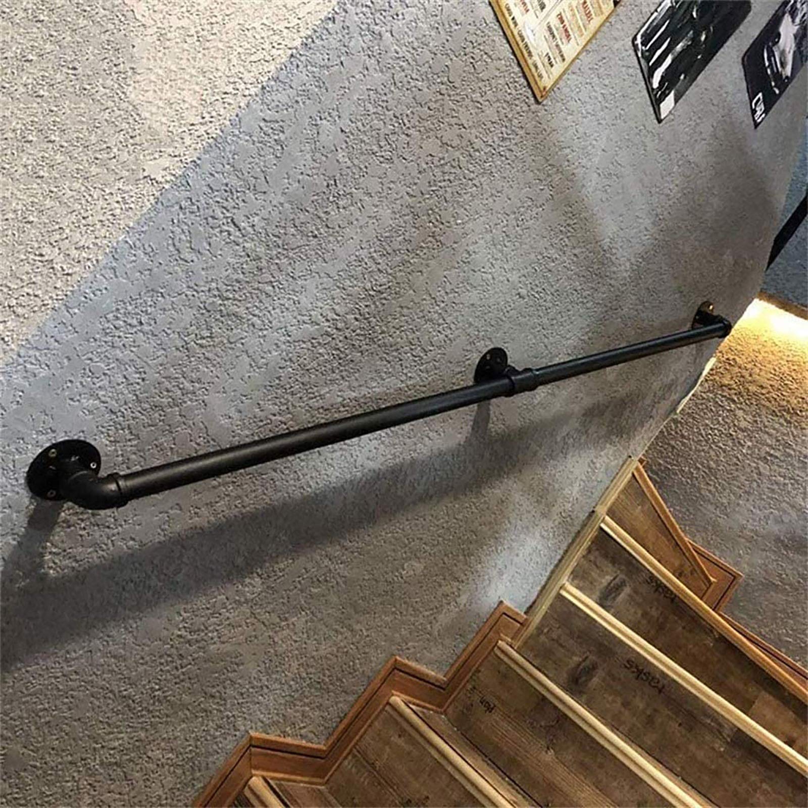 Main courante d'escalier pour sécuriser le grenier et le couloir avec un style indus