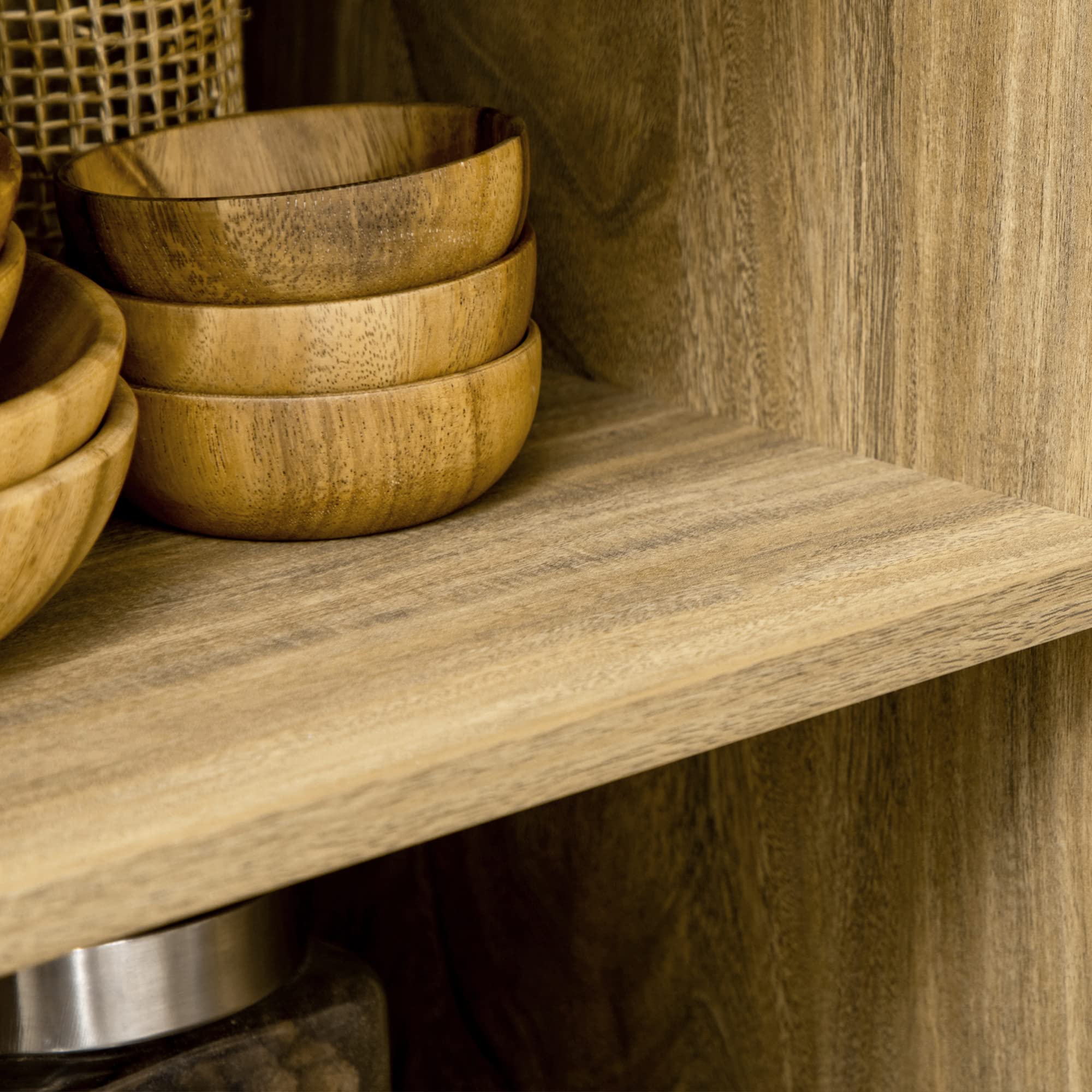 HOMCOM Aparador de Cocina Buffet de Salón Mueble Auxiliar de Cocina con Puerta de Ratán y 2 Estantes de Almacenaje para Comedor 80x39x70 cm Natural